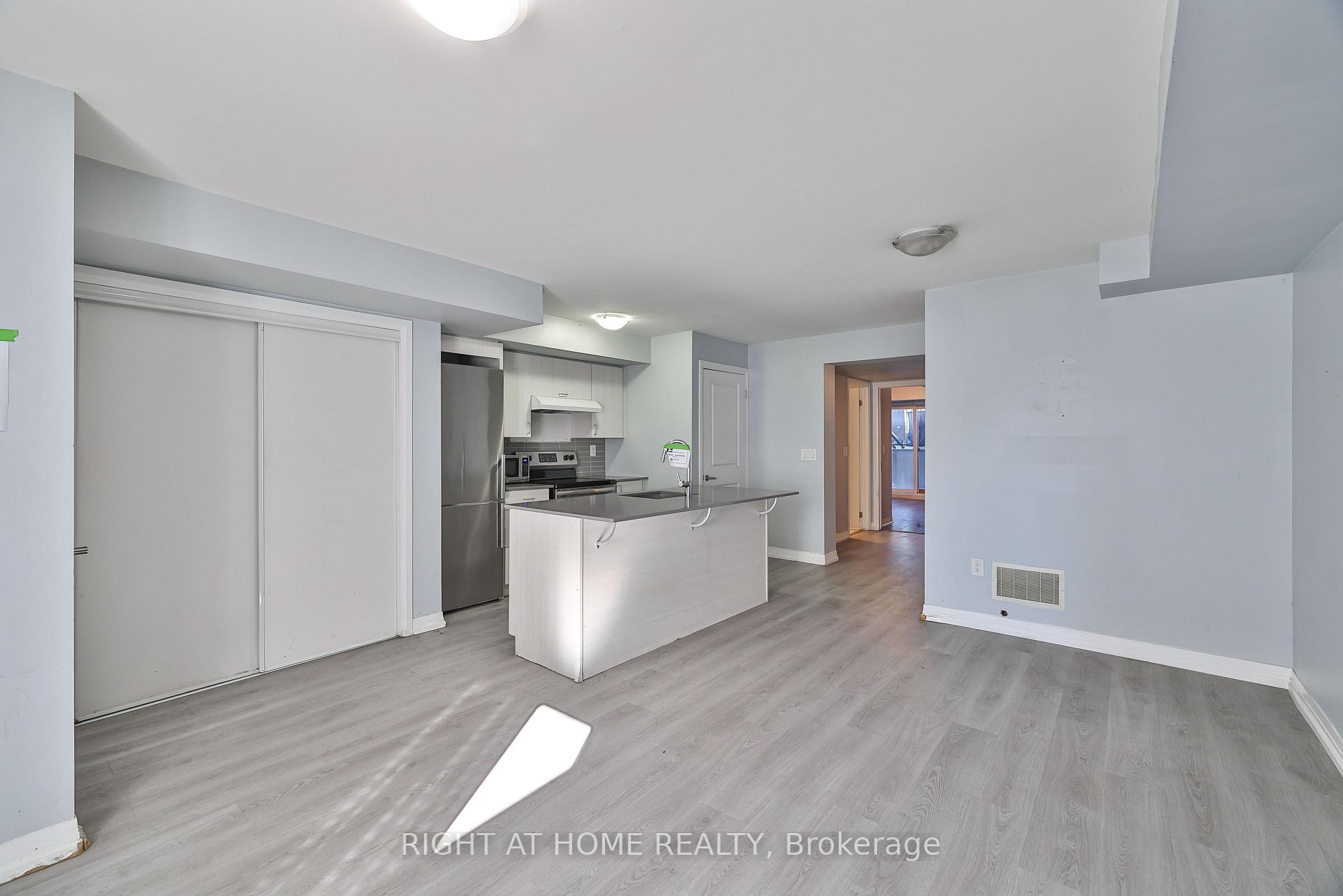 Photo 5 of Unit 5, 155 William Duncan Road, North York, Downsview-Roding-CFB — HOMEH