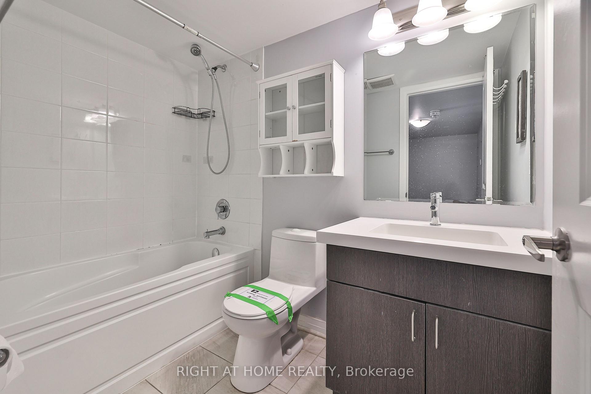 Photo 10 of Unit 5, 155 William Duncan Road, North York, Downsview-Roding-CFB — HOMEH