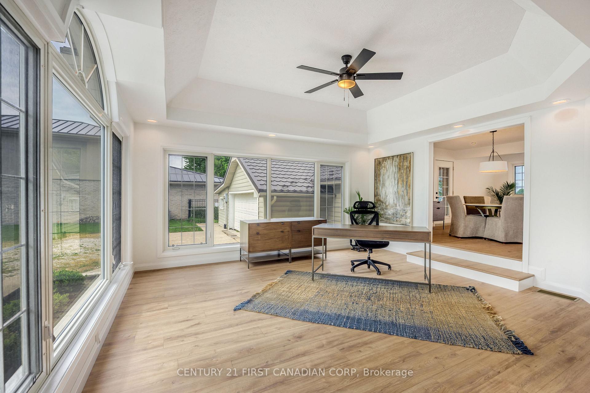 Photo 4 of 3877 St Clair Parkway, St. Clair — HOMEH