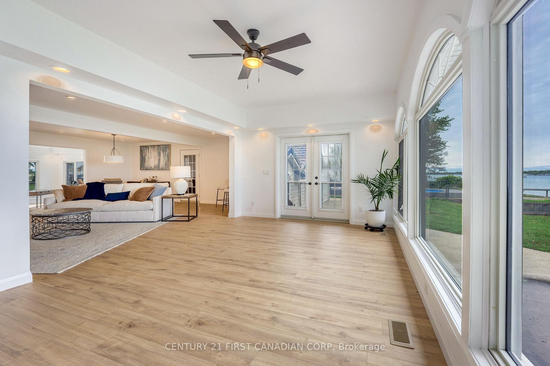 Photo 13 of 3877 St Clair Parkway, St. Clair — HOMEH