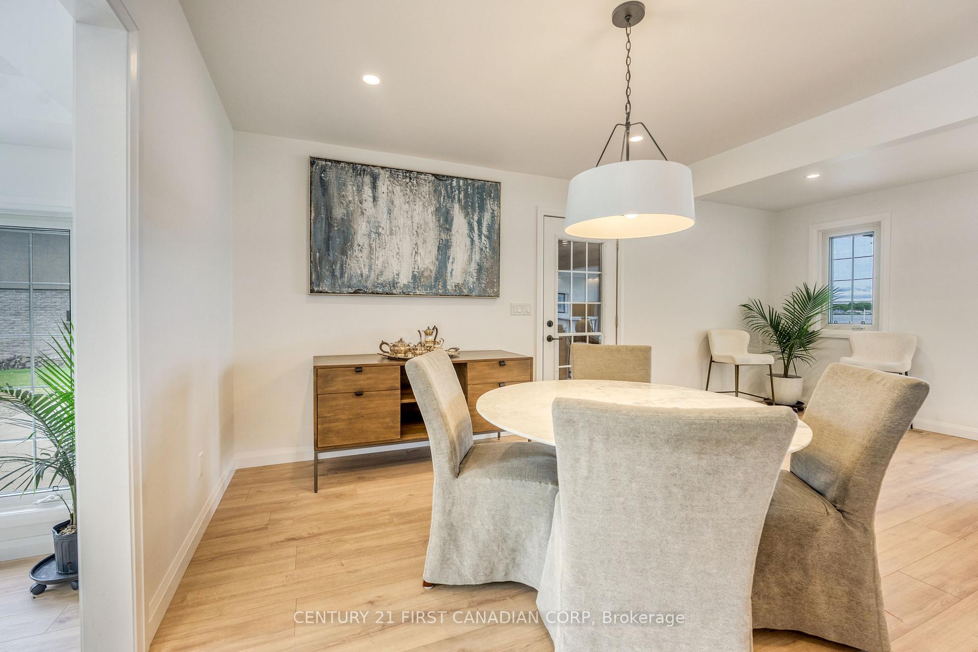 Photo 15 of 3877 St Clair Parkway, St. Clair — HOMEH