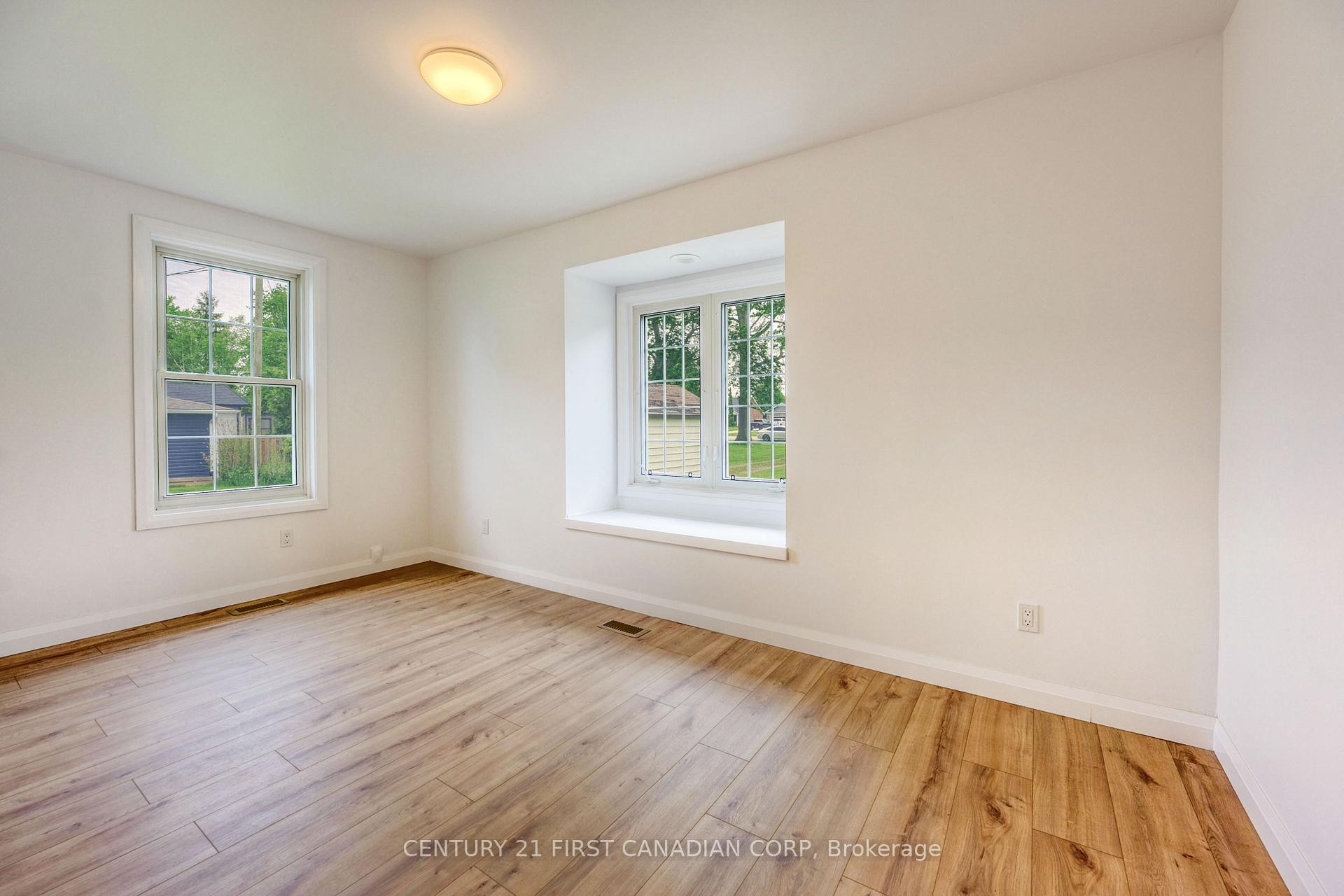 Photo 23 of 3877 St Clair Parkway, St. Clair — HOMEH