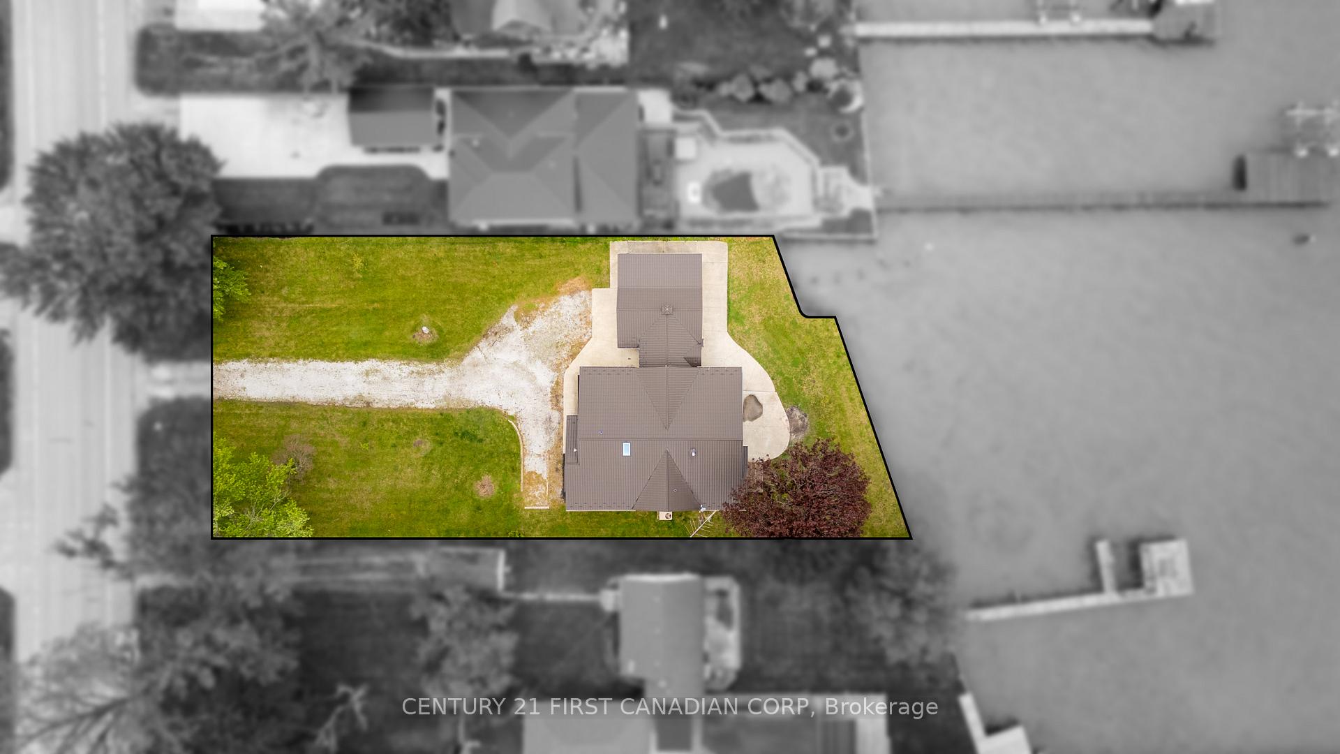 Photo 36 of 3877 St Clair Parkway, St. Clair — HOMEH