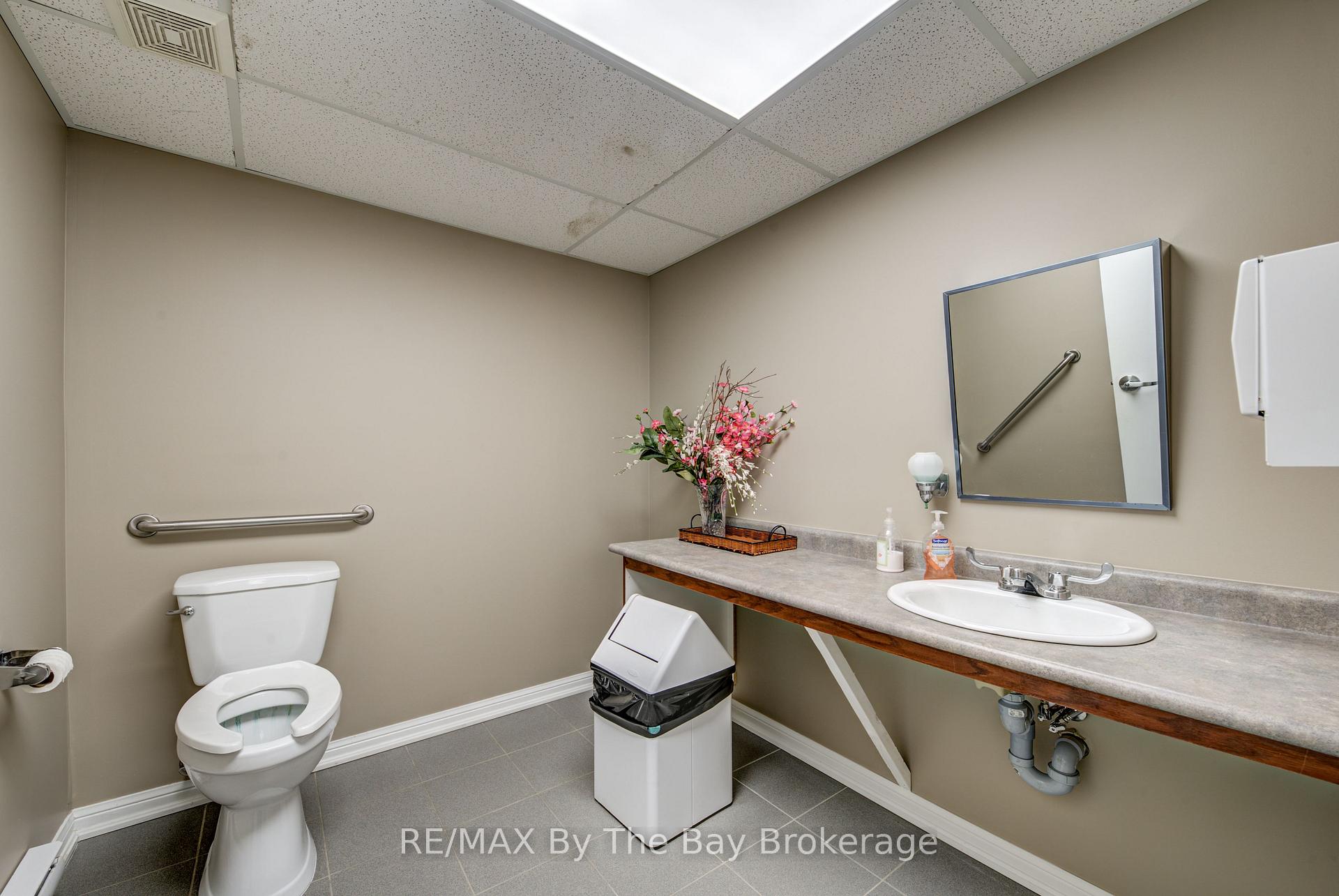 Photo 5 of Unit 202, 16 Westbury Road, Wasaga Beach — HOMEH