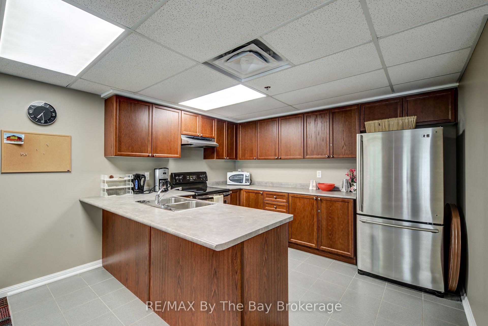 Photo 6 of Unit 202, 16 Westbury Road, Wasaga Beach — HOMEH