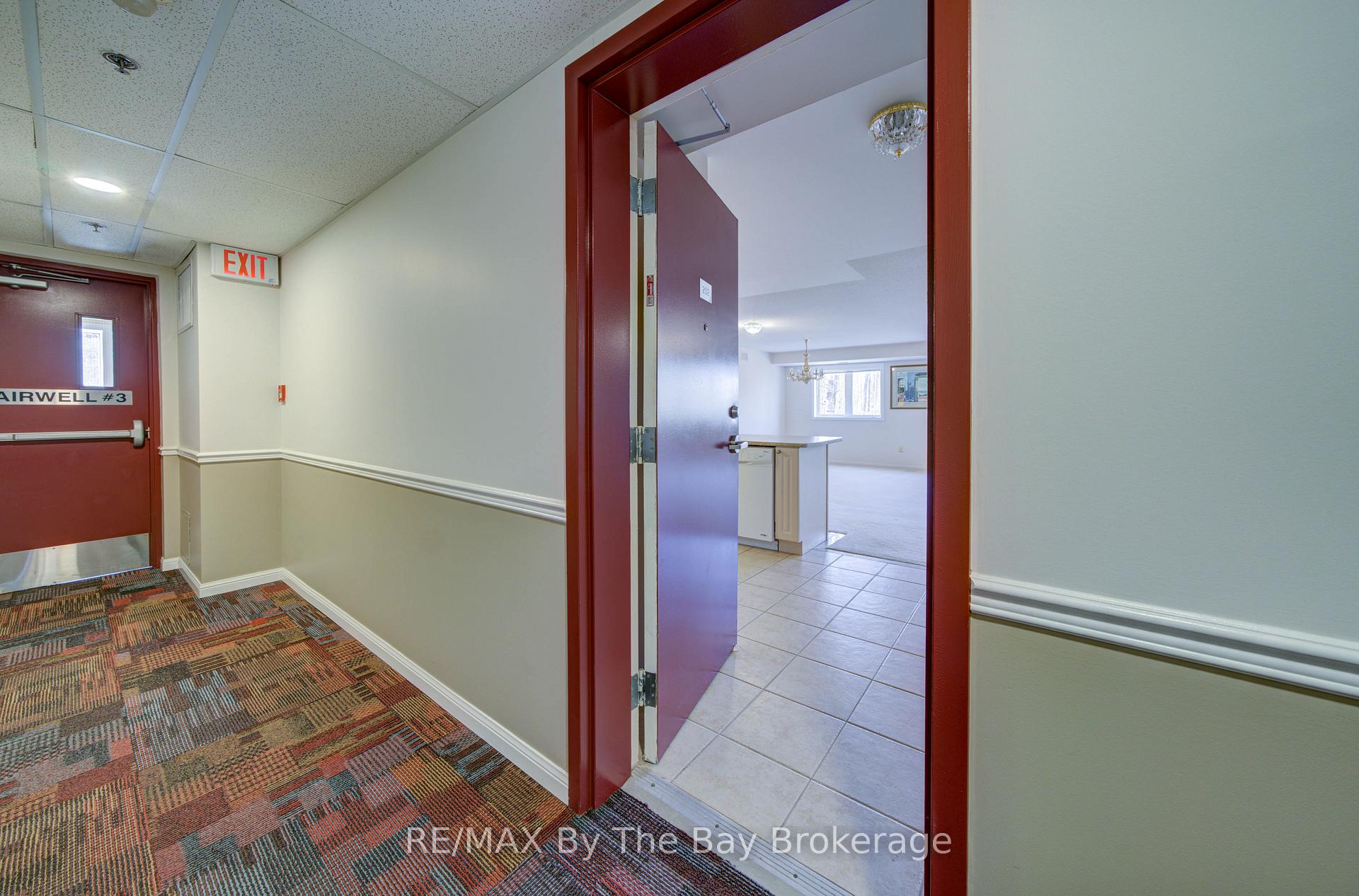 Photo 8 of Unit 202, 16 Westbury Road, Wasaga Beach — HOMEH
