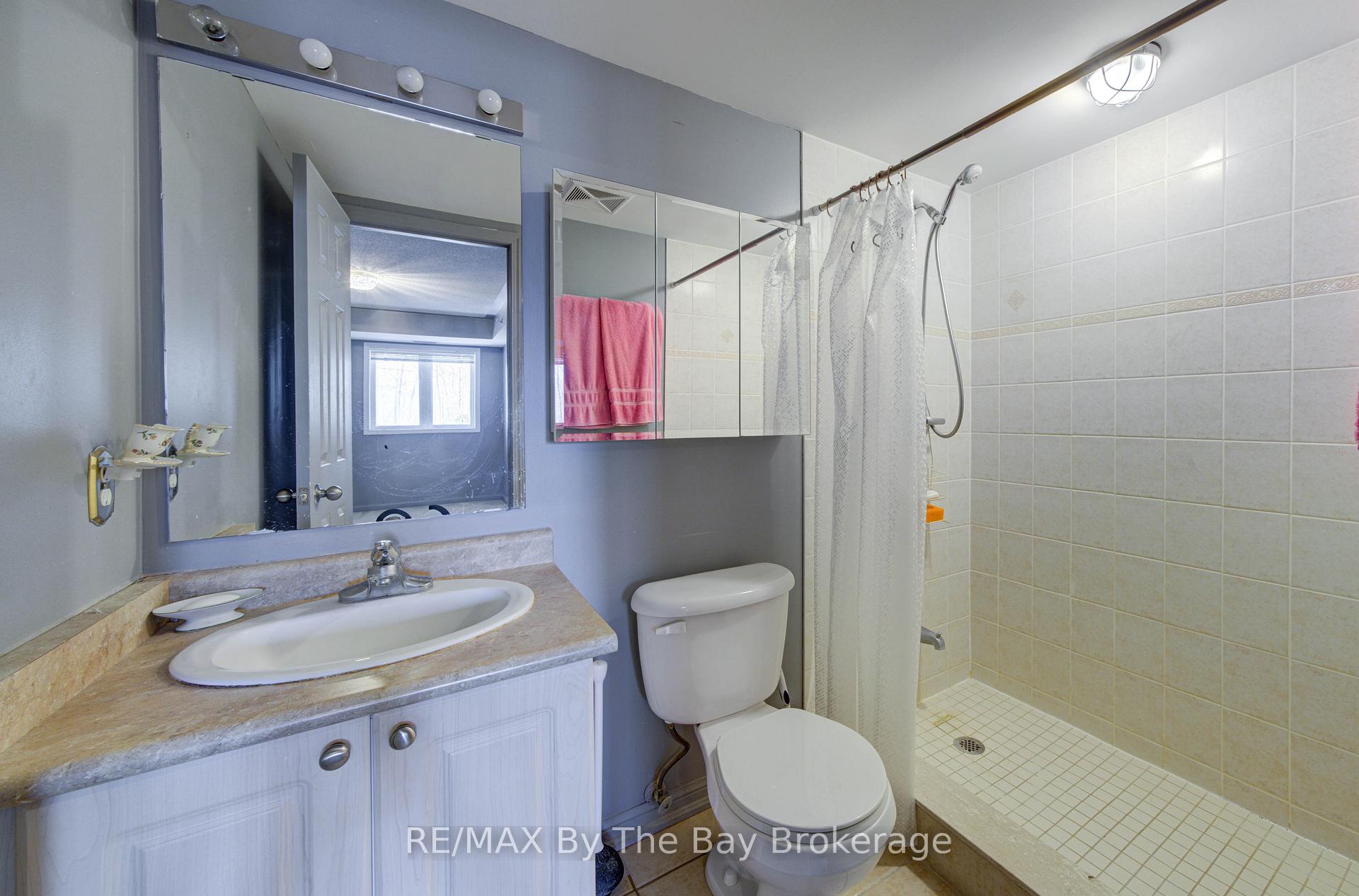 Photo 15 of Unit 202, 16 Westbury Road, Wasaga Beach — HOMEH
