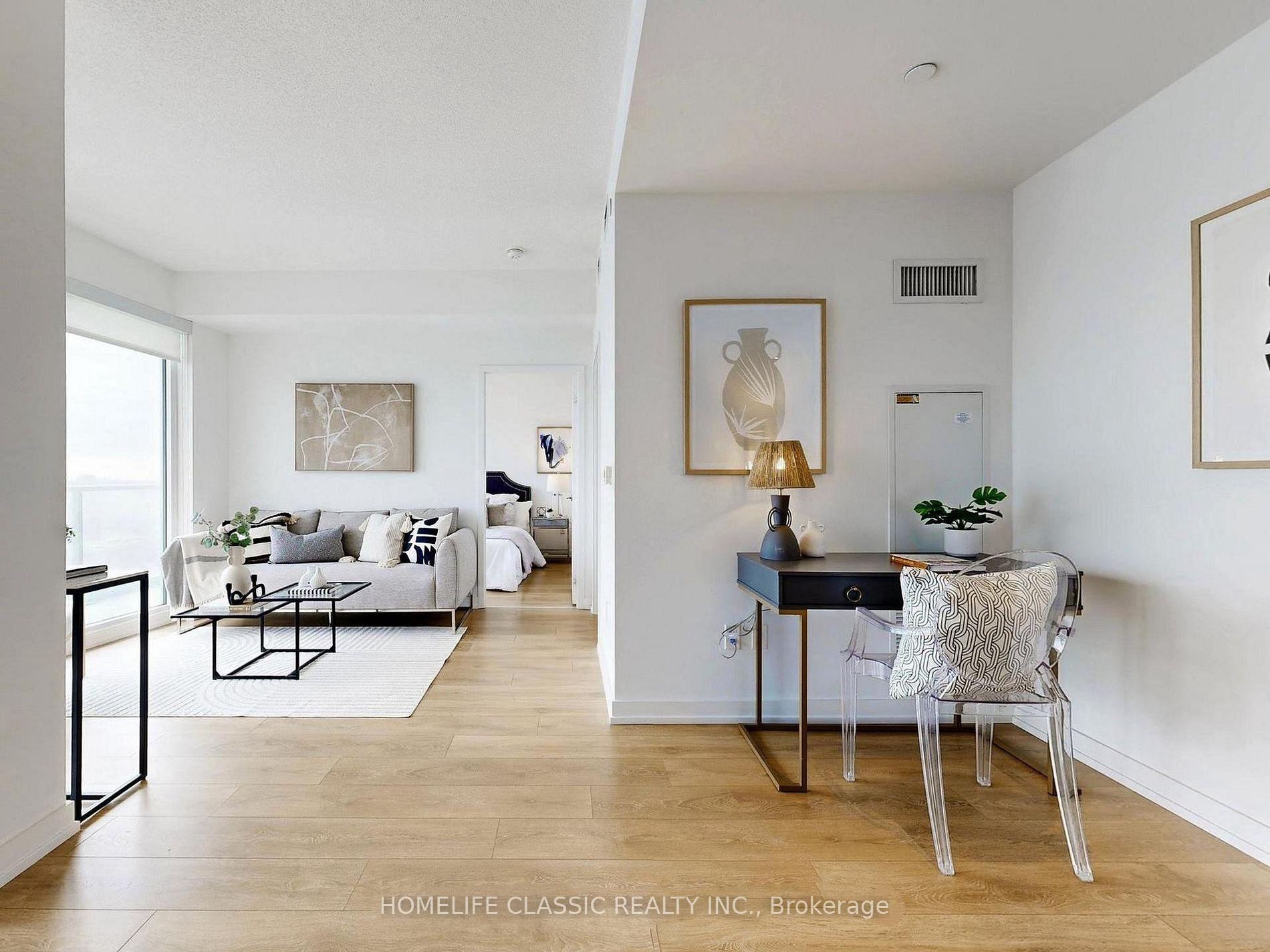 Photo 3 of Unit 2011, 117 Mcmahon Drive, North York, Bayview Village — HOMEH