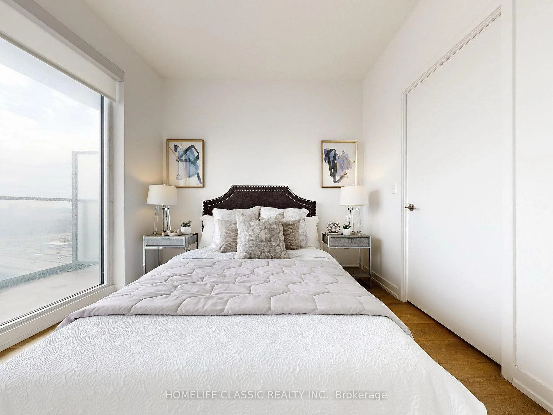 Photo 19 of Unit 2011, 117 Mcmahon Drive, North York, Bayview Village — HOMEH