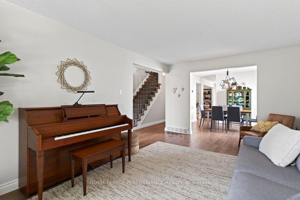 Photo 7 of 1068 St Germain Crescent, Ottawa, Convent Glen North — HOMEH