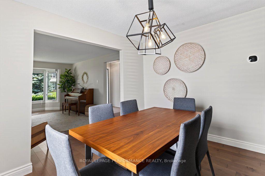 Photo 17 of 1068 St Germain Crescent, Ottawa, Convent Glen North — HOMEH
