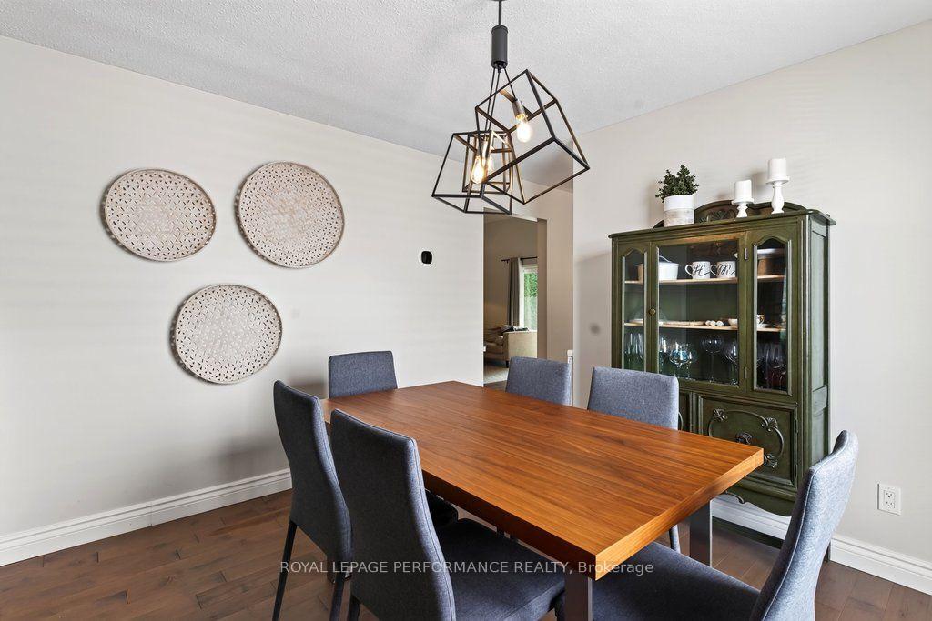 Photo 18 of 1068 St Germain Crescent, Ottawa, Convent Glen North — HOMEH