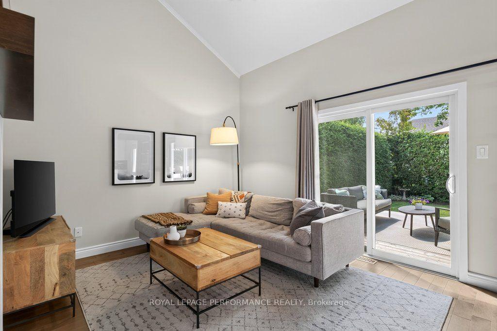 Photo 22 of 1068 St Germain Crescent, Ottawa, Convent Glen North — HOMEH