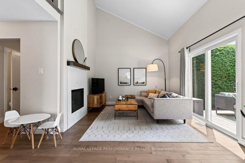 Photo 24 of 1068 St Germain Crescent, Ottawa, Convent Glen North — HOMEH