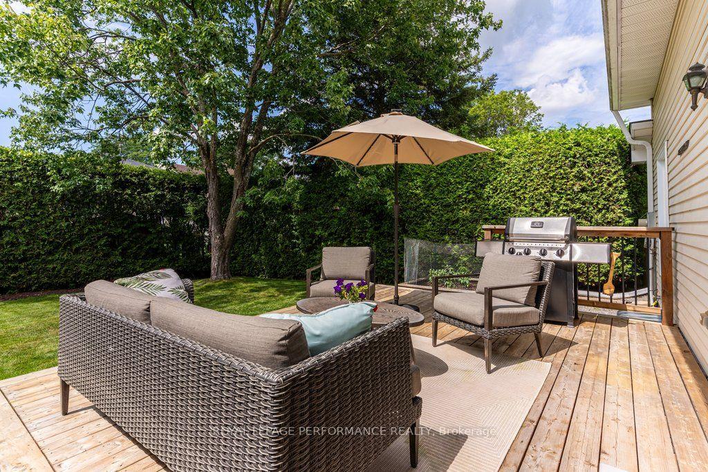 Photo 44 of 1068 St Germain Crescent, Ottawa, Convent Glen North — HOMEH