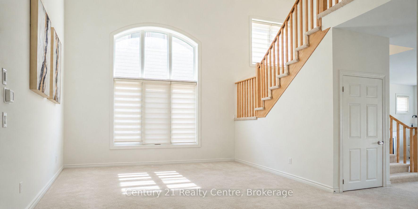 Photo 10 of 256 Rea Drive, Centre Wellington, Fergus — HOMEH