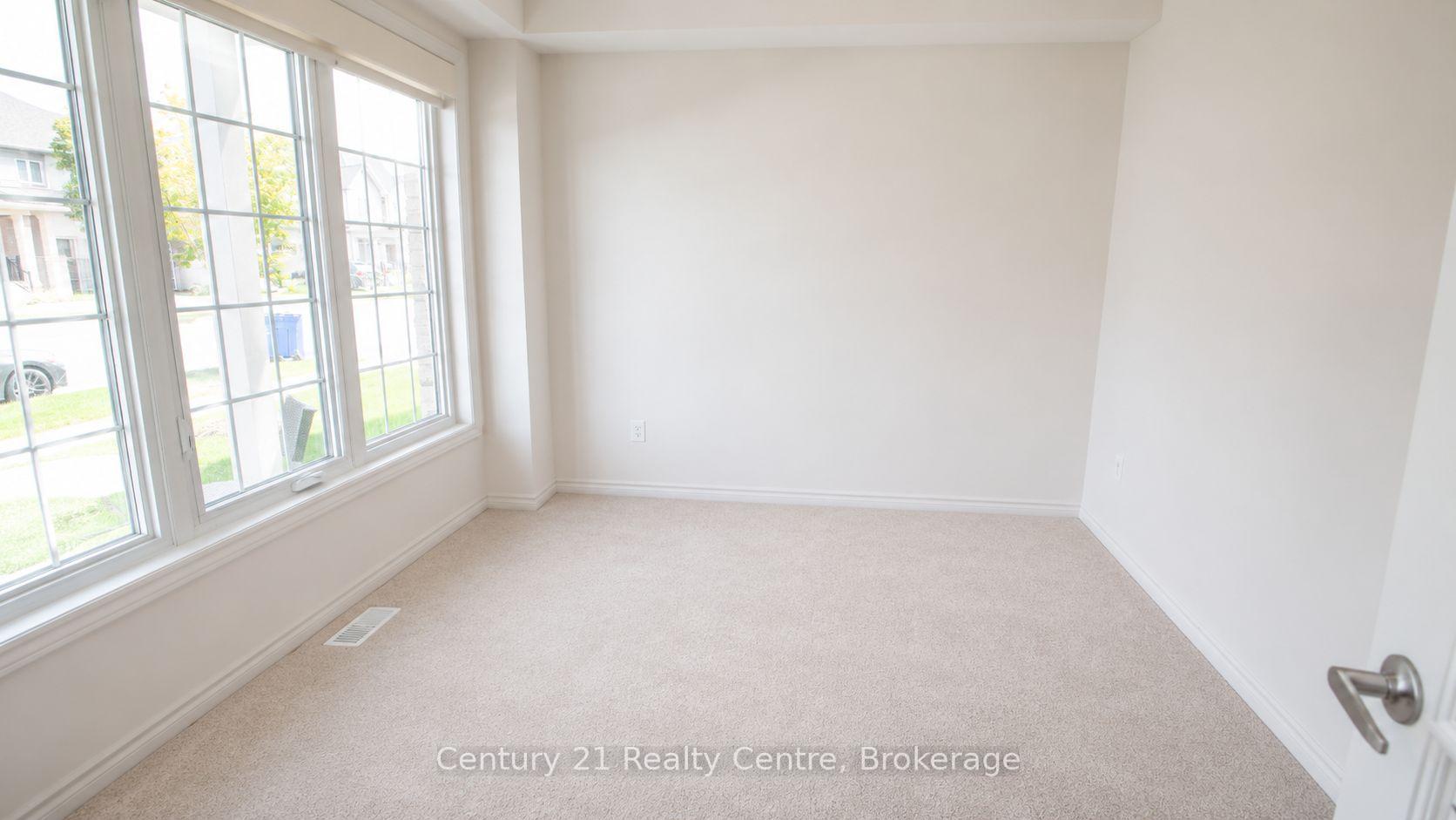 Photo 13 of 256 Rea Drive, Centre Wellington, Fergus — HOMEH