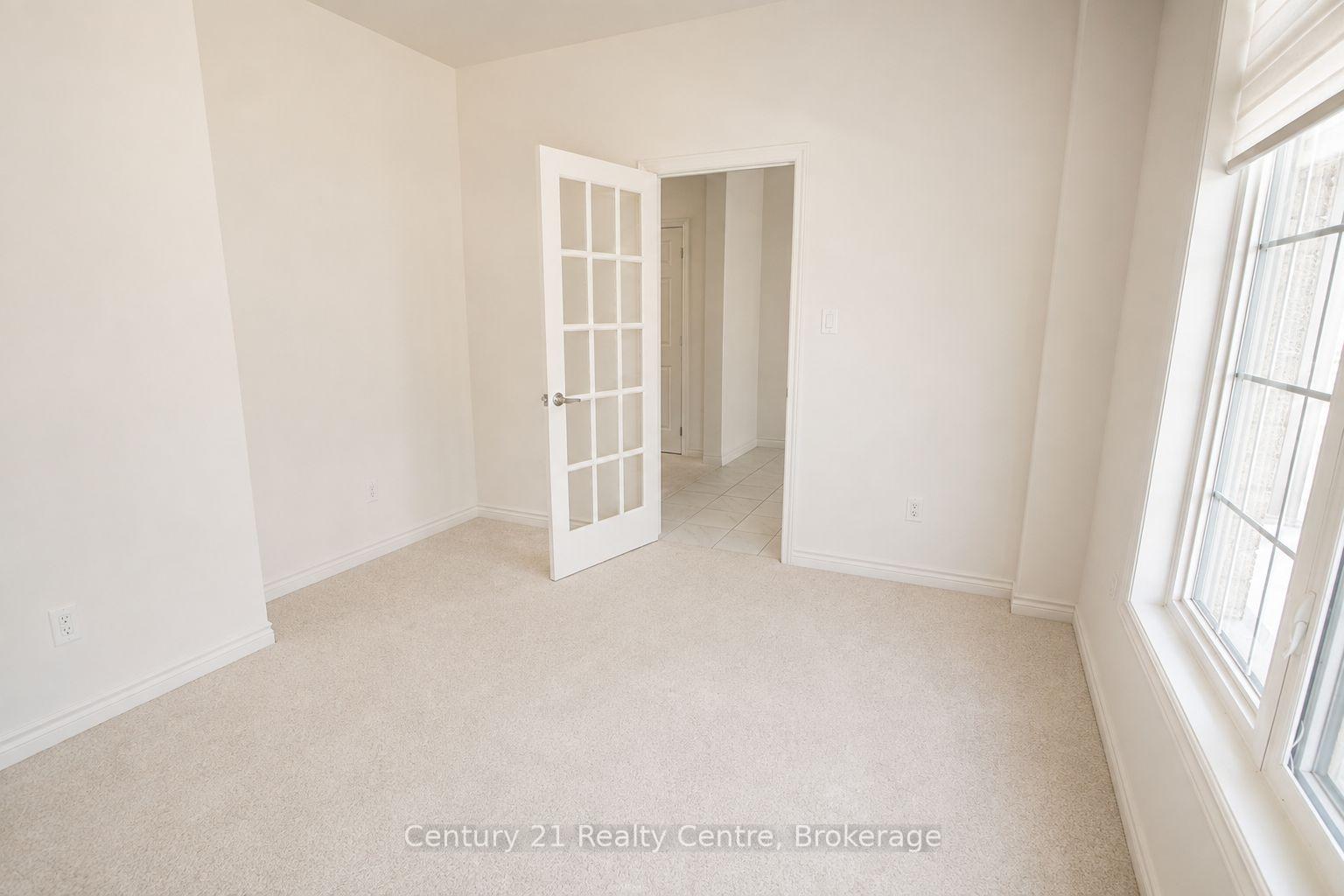 Photo 14 of 256 Rea Drive, Centre Wellington, Fergus — HOMEH