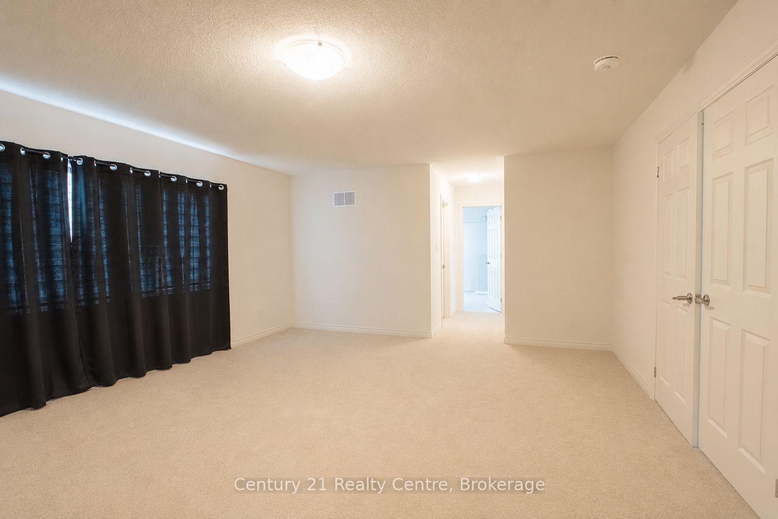 Photo 16 of 256 Rea Drive, Centre Wellington, Fergus — HOMEH
