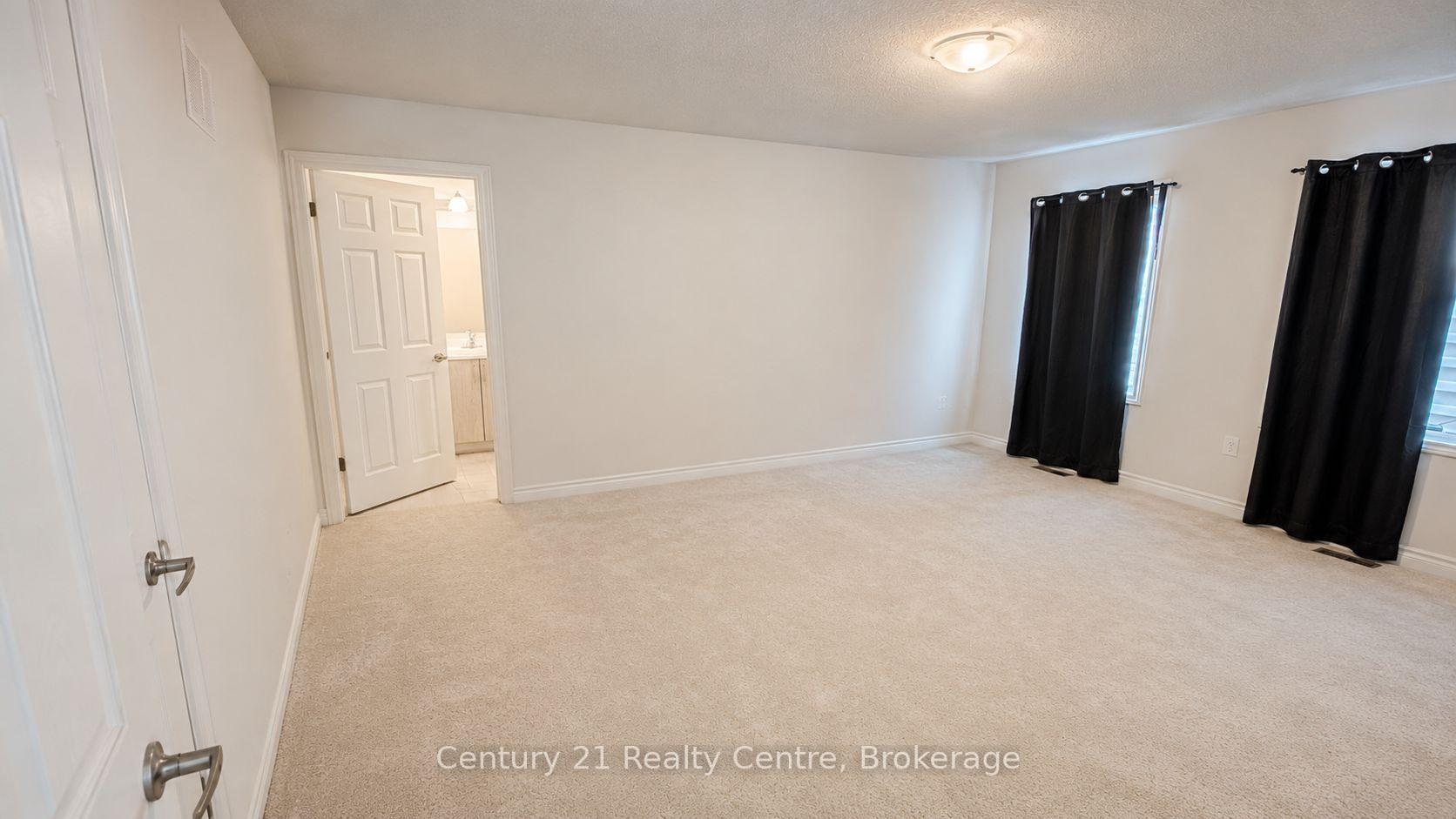 Photo 23 of 256 Rea Drive, Centre Wellington, Fergus — HOMEH