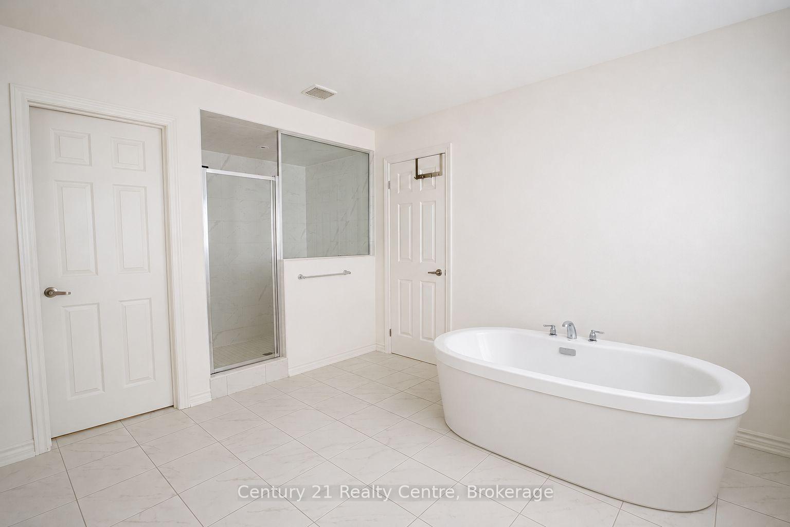 Photo 28 of 256 Rea Drive, Centre Wellington, Fergus — HOMEH