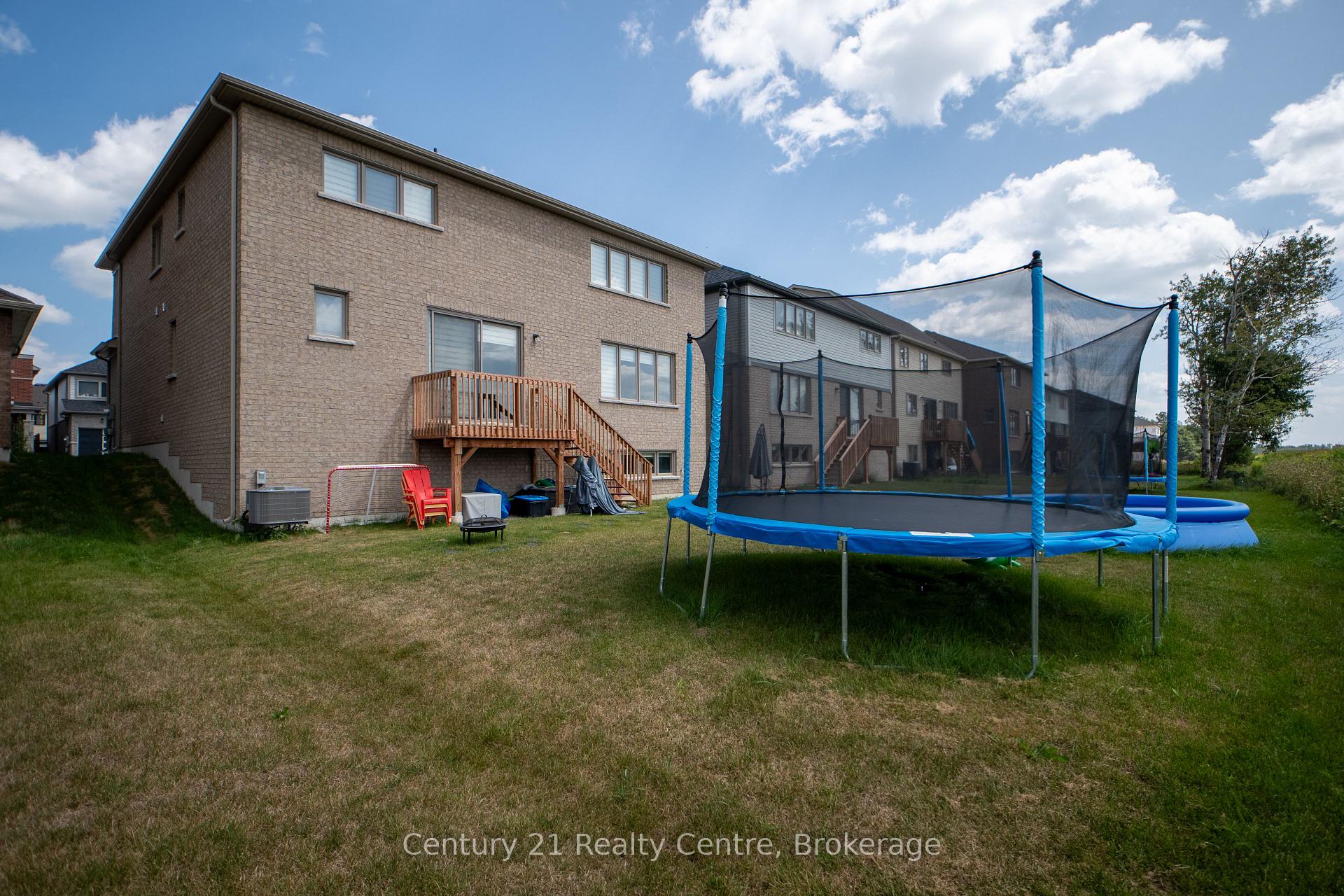 Photo 31 of 256 Rea Drive, Centre Wellington, Fergus — HOMEH