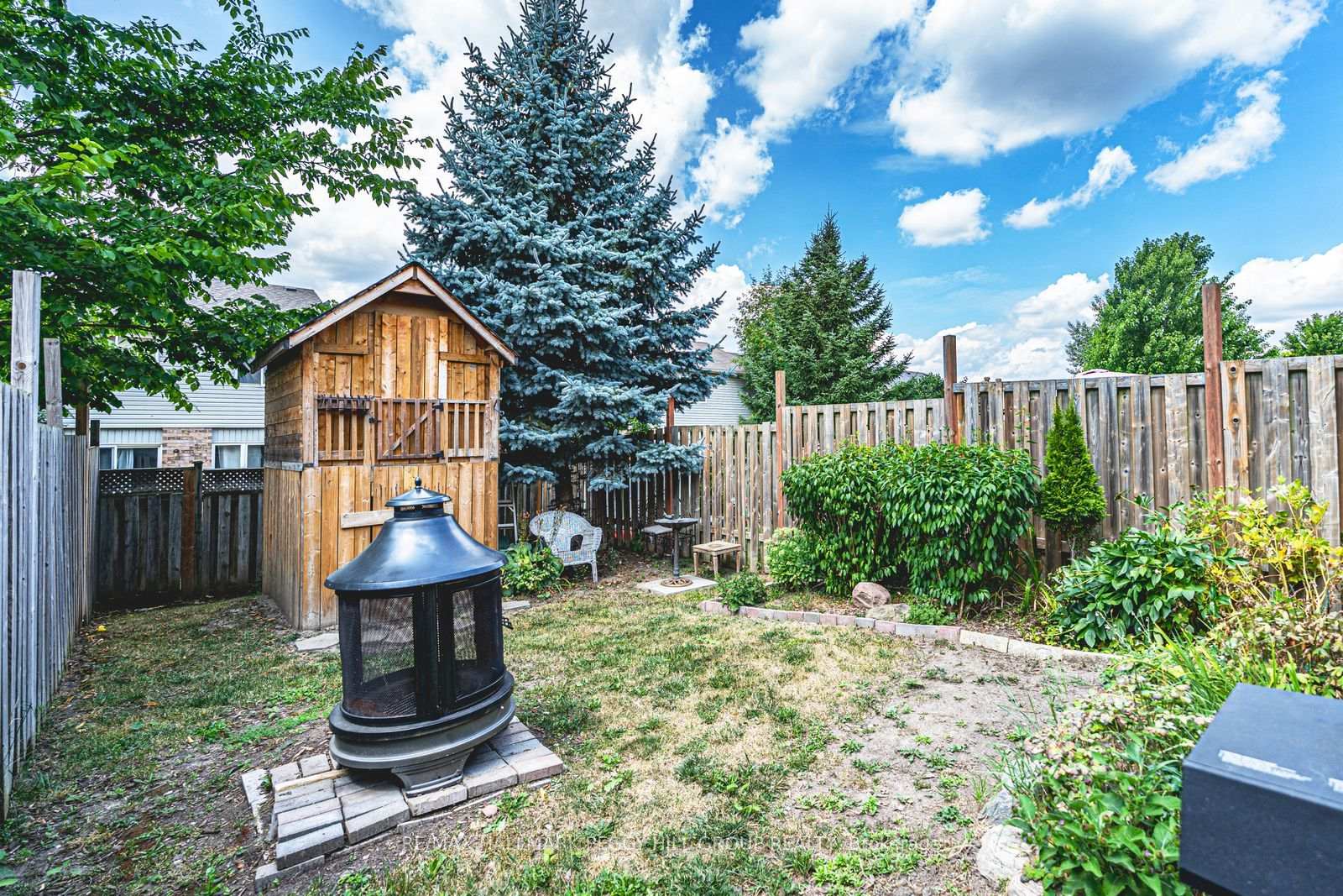 Photo 11 of 193 Nathan Crescent, Barrie, Painswick South — HOMEH