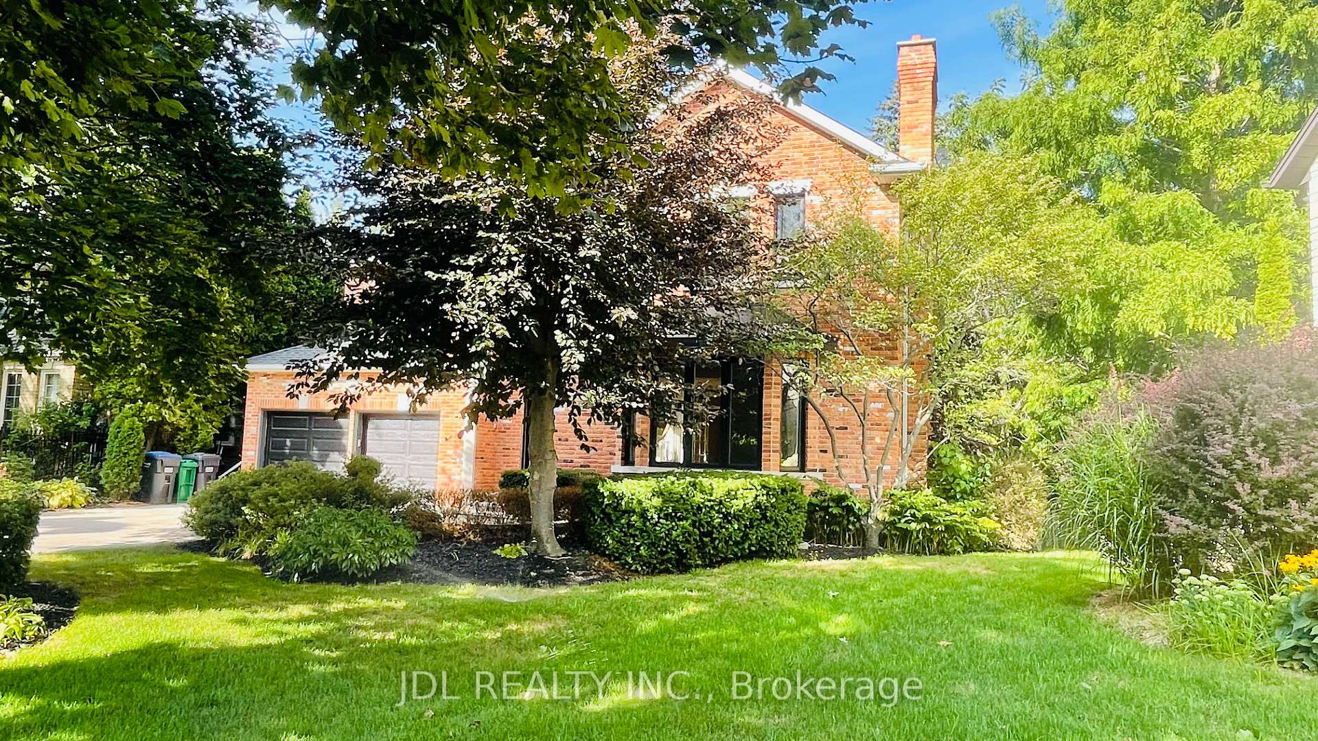 Front of 1283 Lindburgh Court