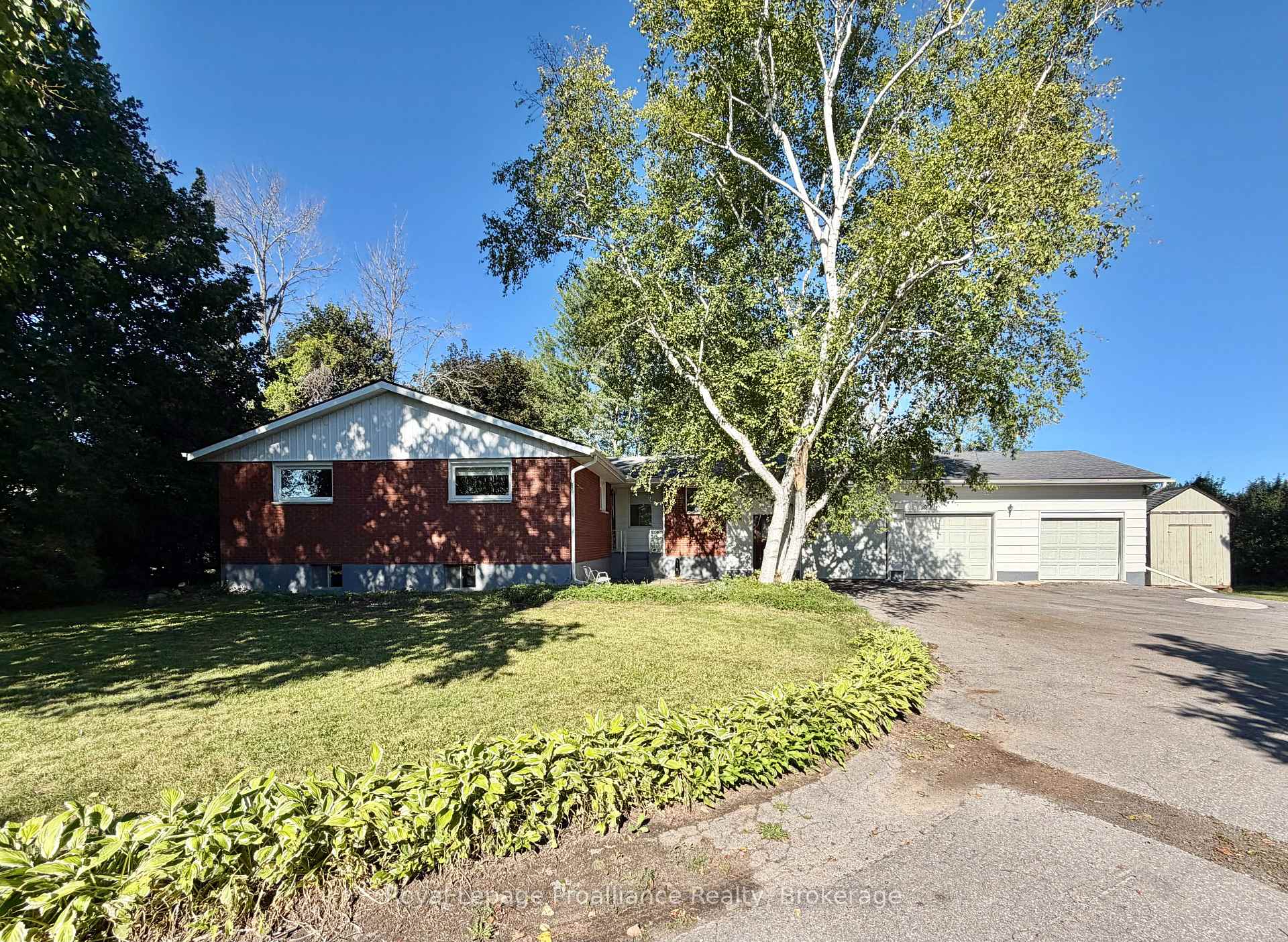 Photo 3 of 311E County Rd 29, Prince Edward County, Ameliasburg Ward — HOMEH