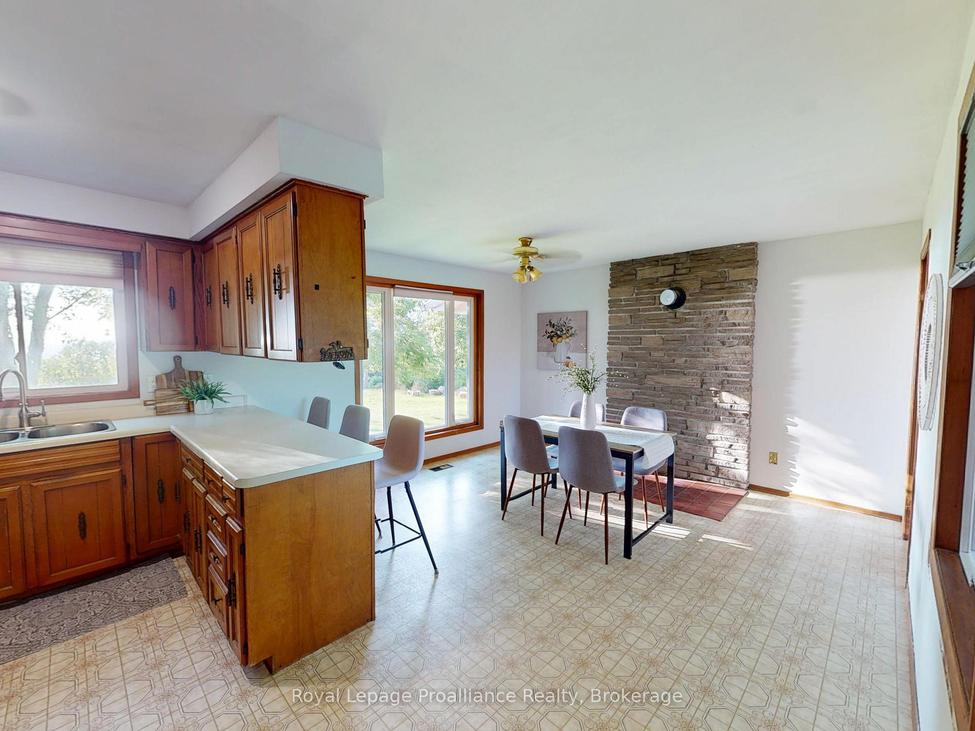 Photo 9 of 311E County Rd 29, Prince Edward County, Ameliasburg Ward — HOMEH