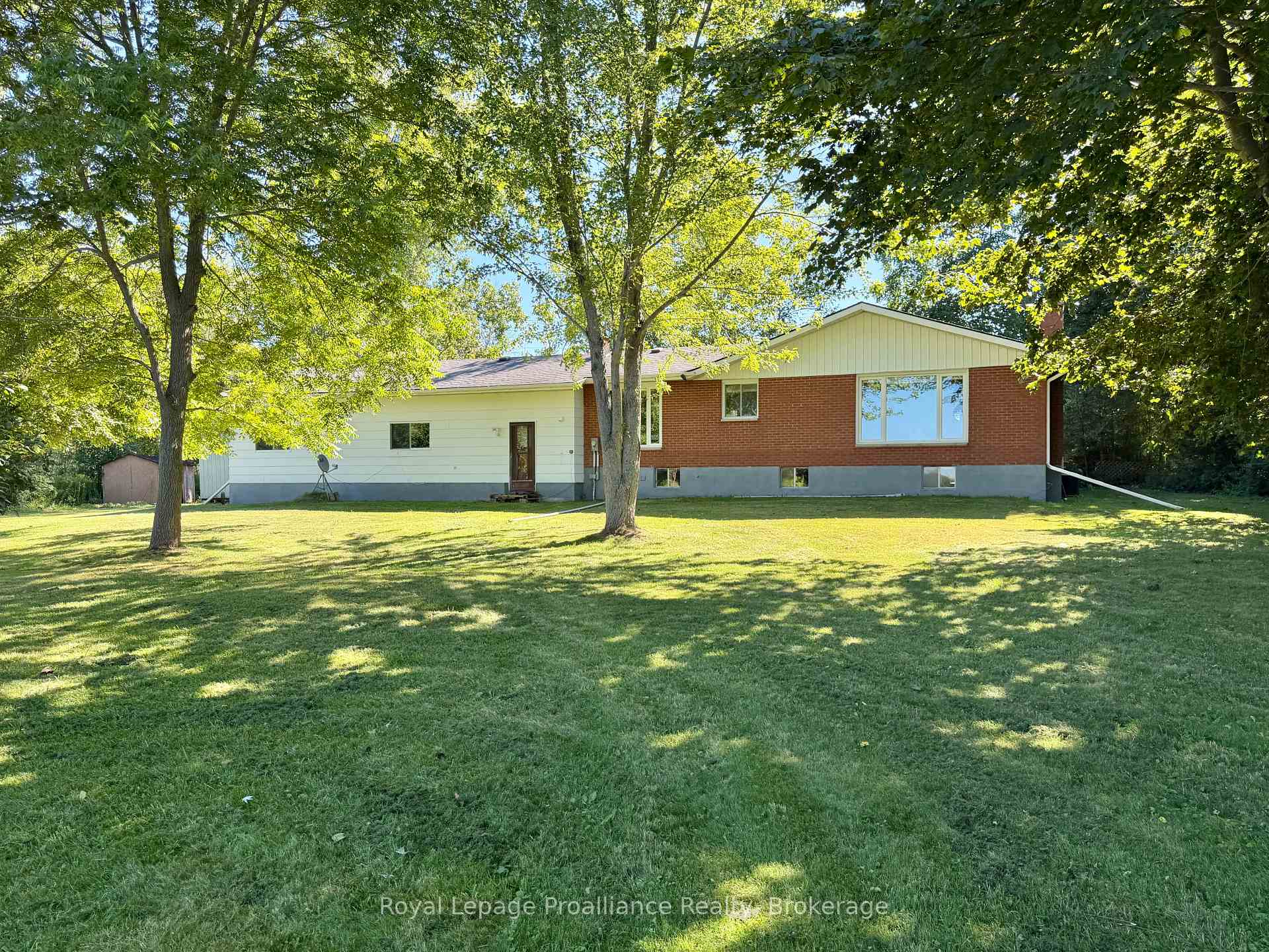 Photo 21 of 311E County Rd 29, Prince Edward County, Ameliasburg Ward — HOMEH