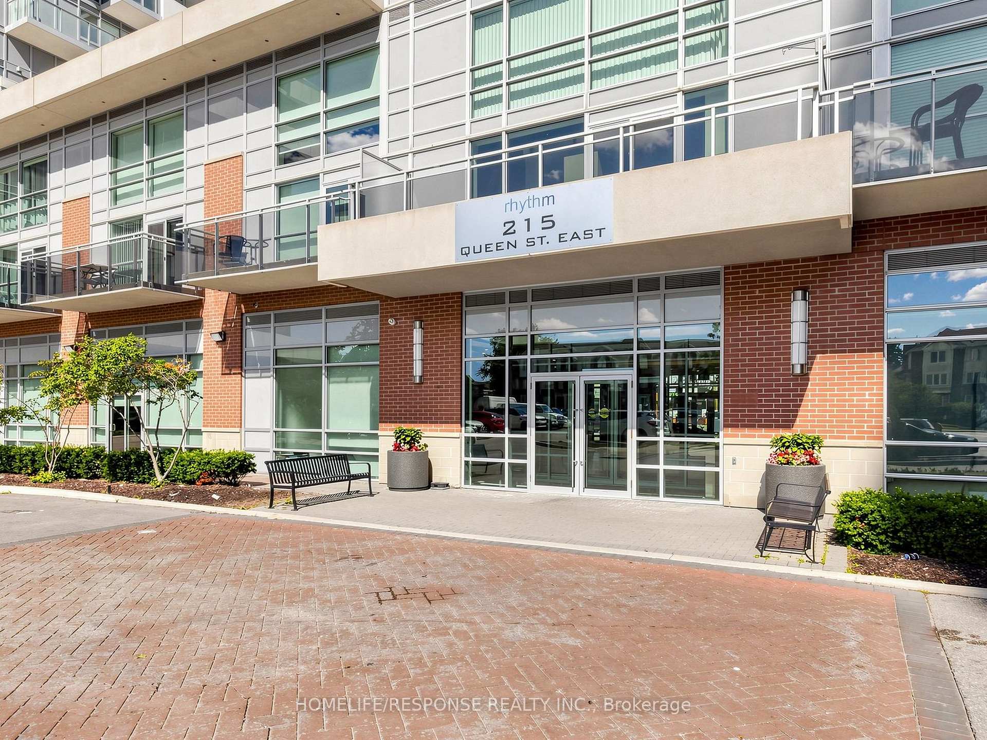 Photo 3 of Unit 225, 215 Queen Street E, Brampton, Queen Street Corridor — HOMEH