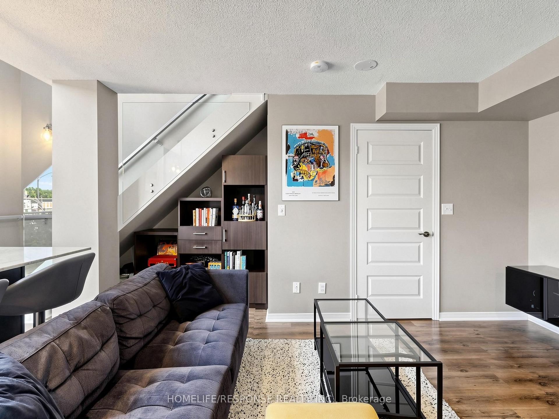Photo 8 of Unit 225, 215 Queen Street E, Brampton, Queen Street Corridor — HOMEH