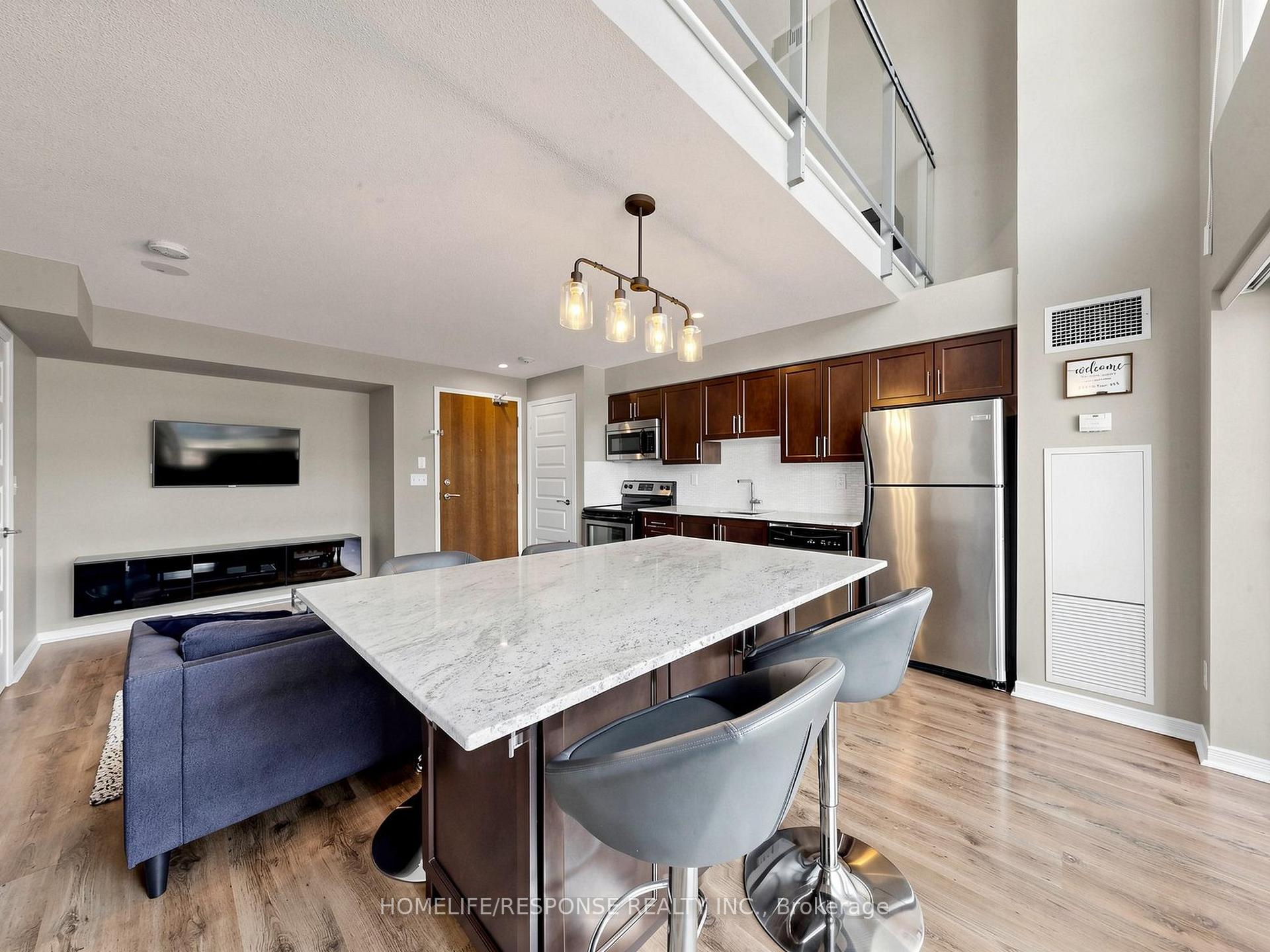 Photo 13 of Unit 225, 215 Queen Street E, Brampton, Queen Street Corridor — HOMEH