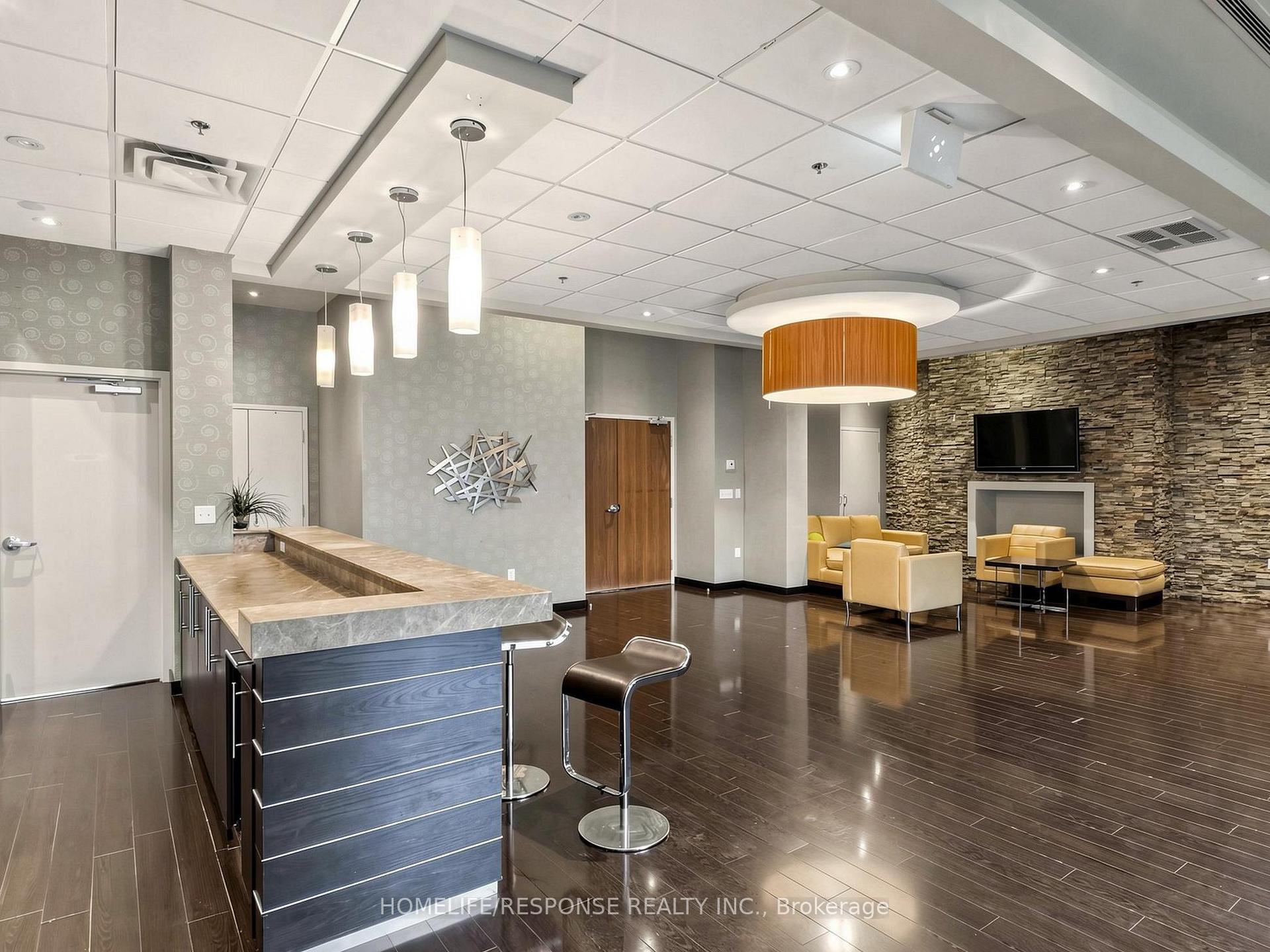 Photo 23 of Unit 225, 215 Queen Street E, Brampton, Queen Street Corridor — HOMEH