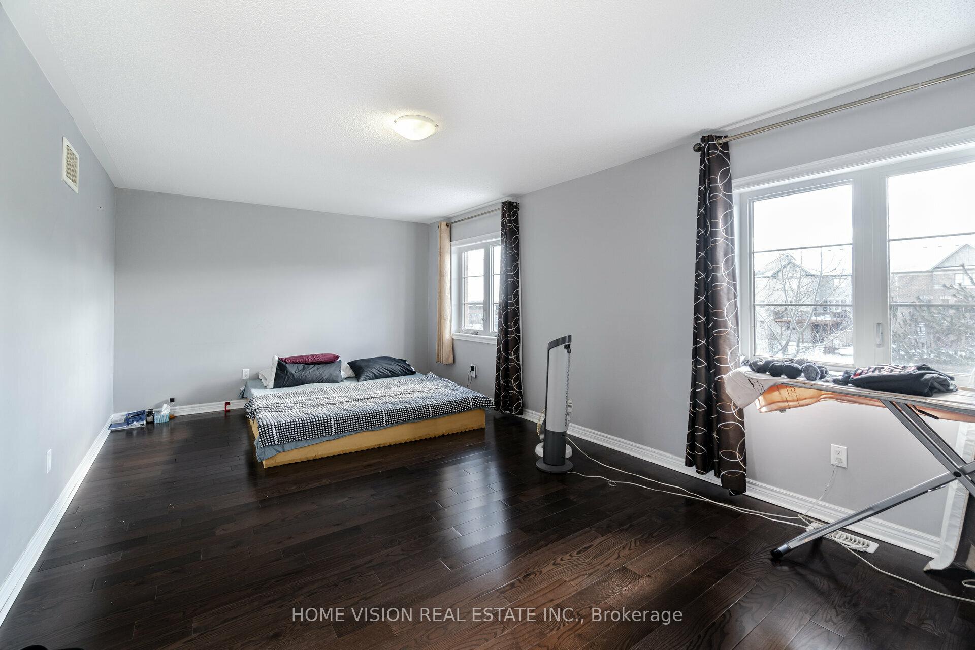 Photo 22 of Unit Main, 36 Intrigue Trail, Brampton, Credit Valley — HOMEH