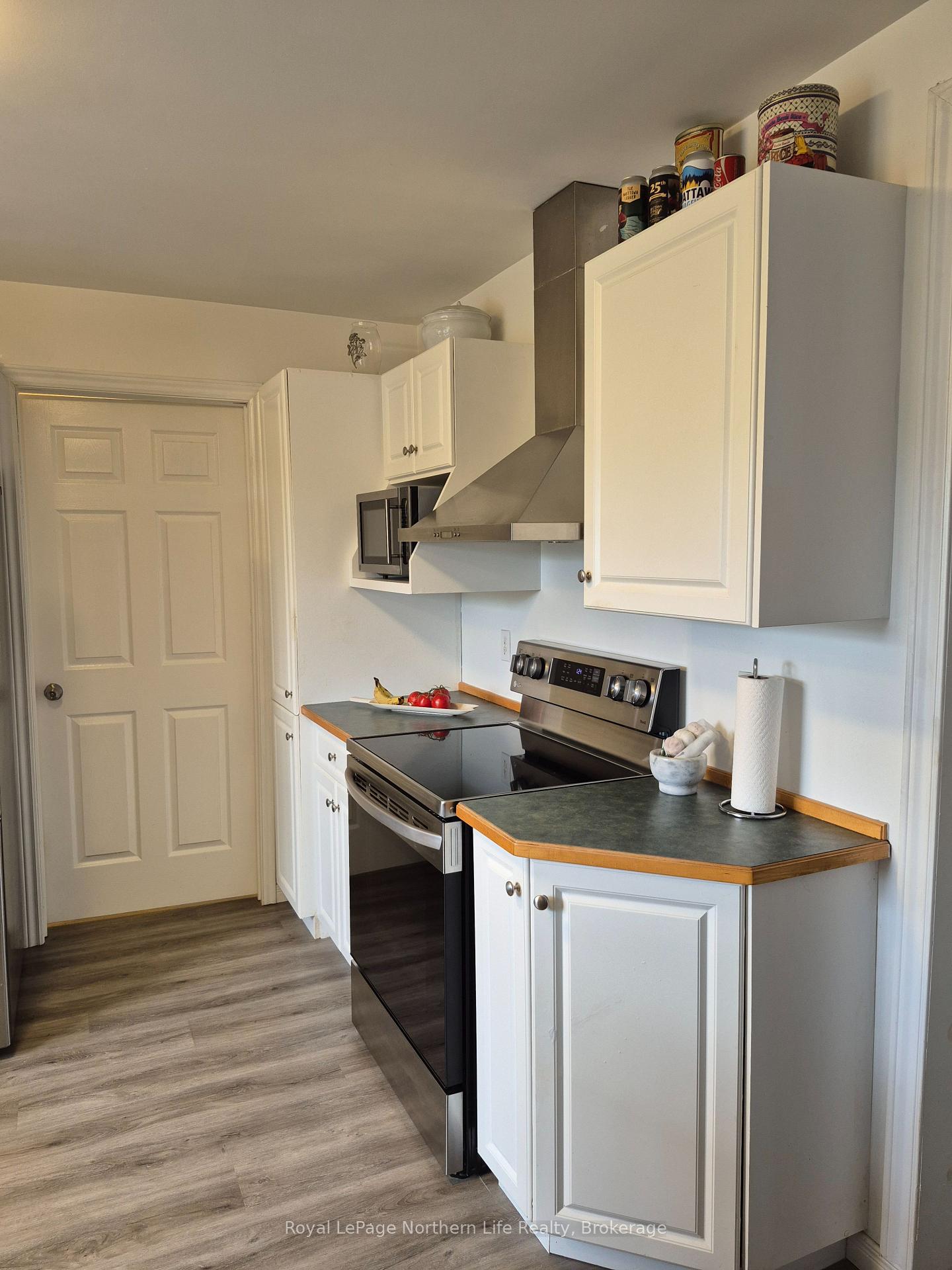 Photo 6 of 340 Fifth Street, Mattawa — HOMEH