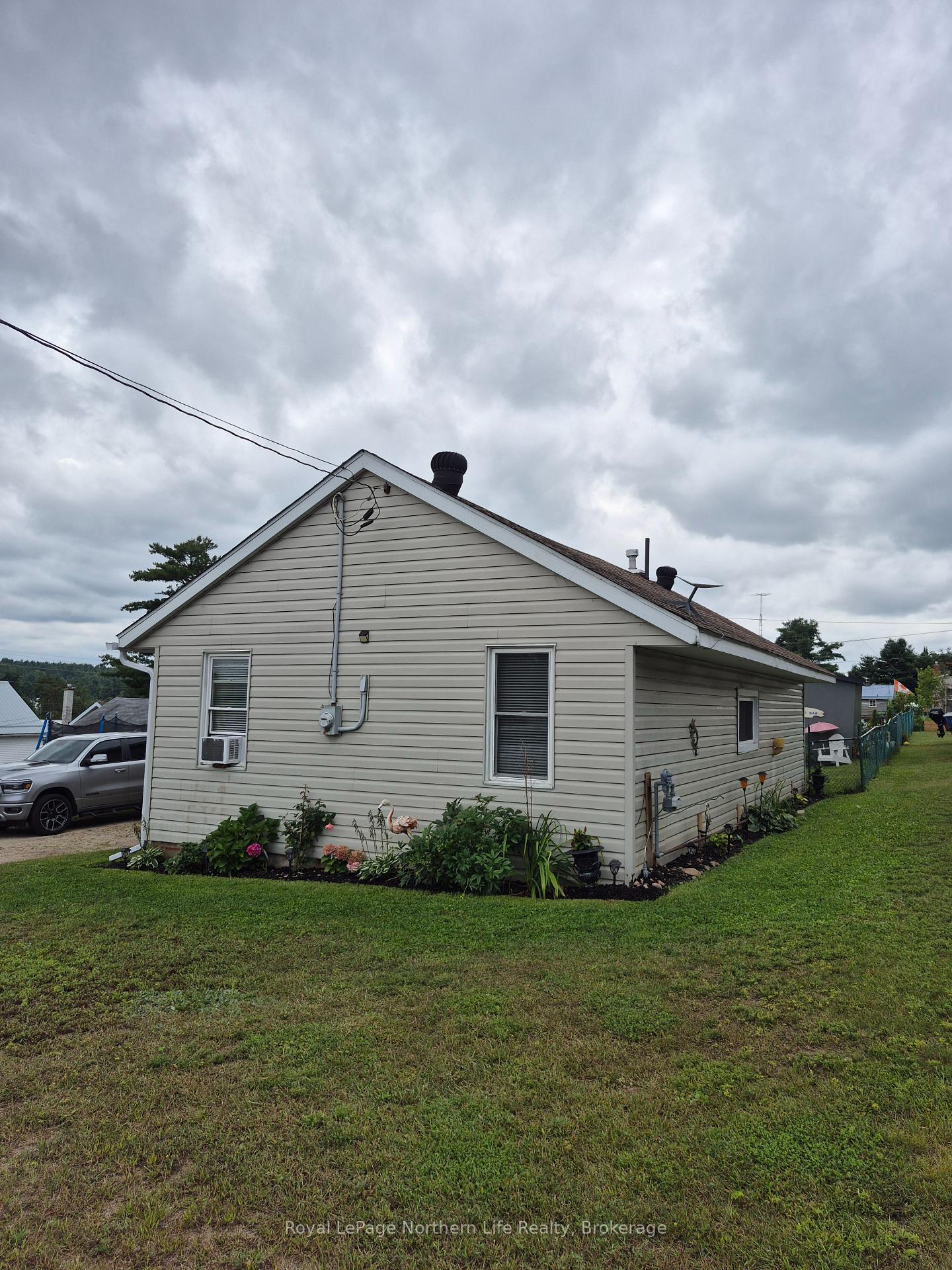 Photo 17 of 340 Fifth Street, Mattawa — HOMEH