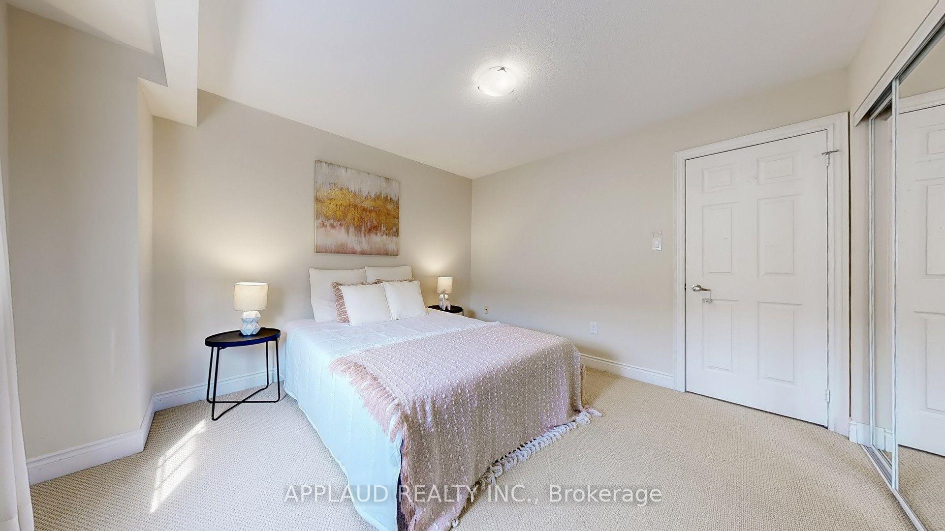 Photo 12 of 75 Legends Way, Markham, Unionville — HOMEH