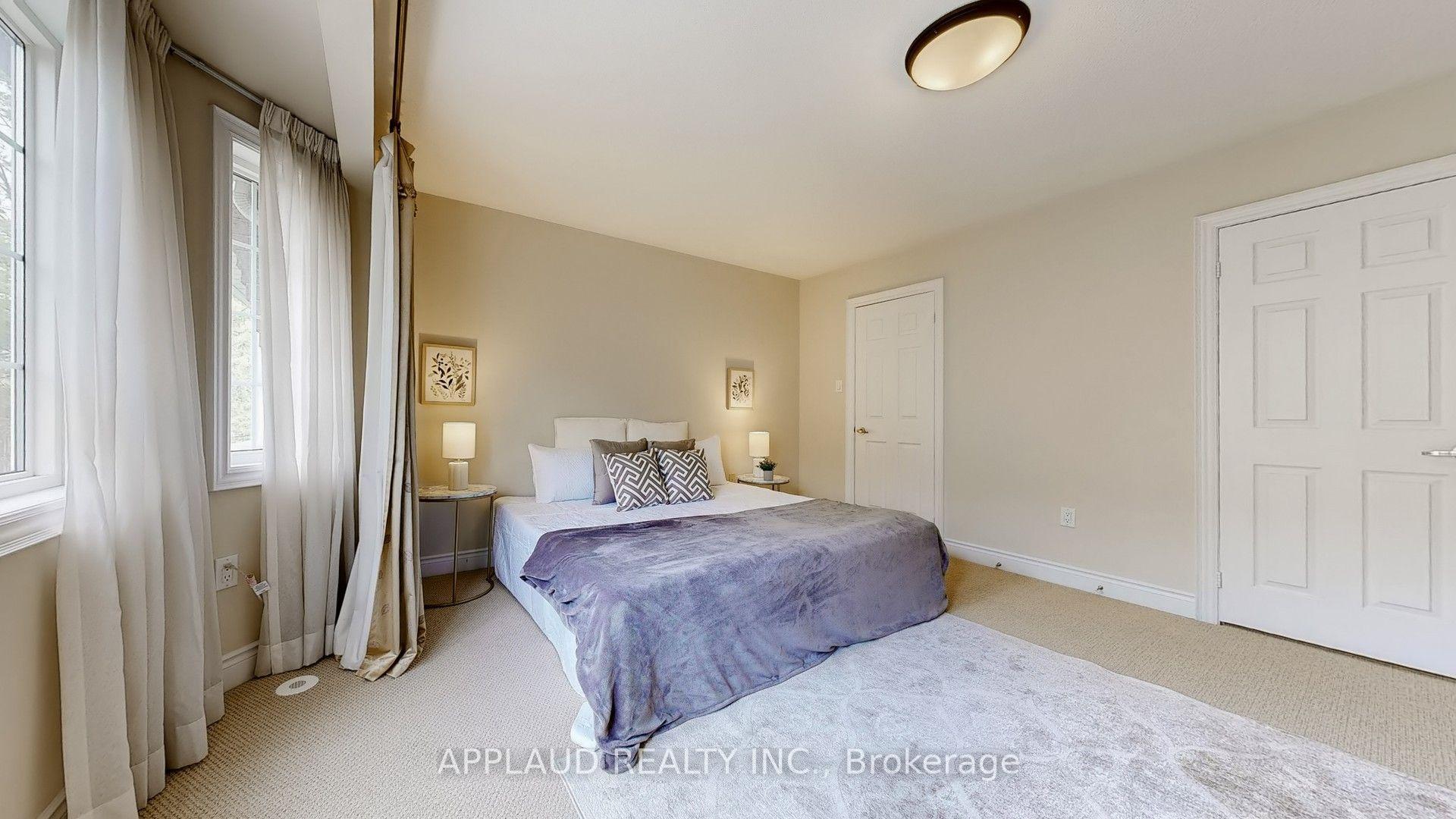 Photo 16 of 75 Legends Way, Markham, Unionville — HOMEH