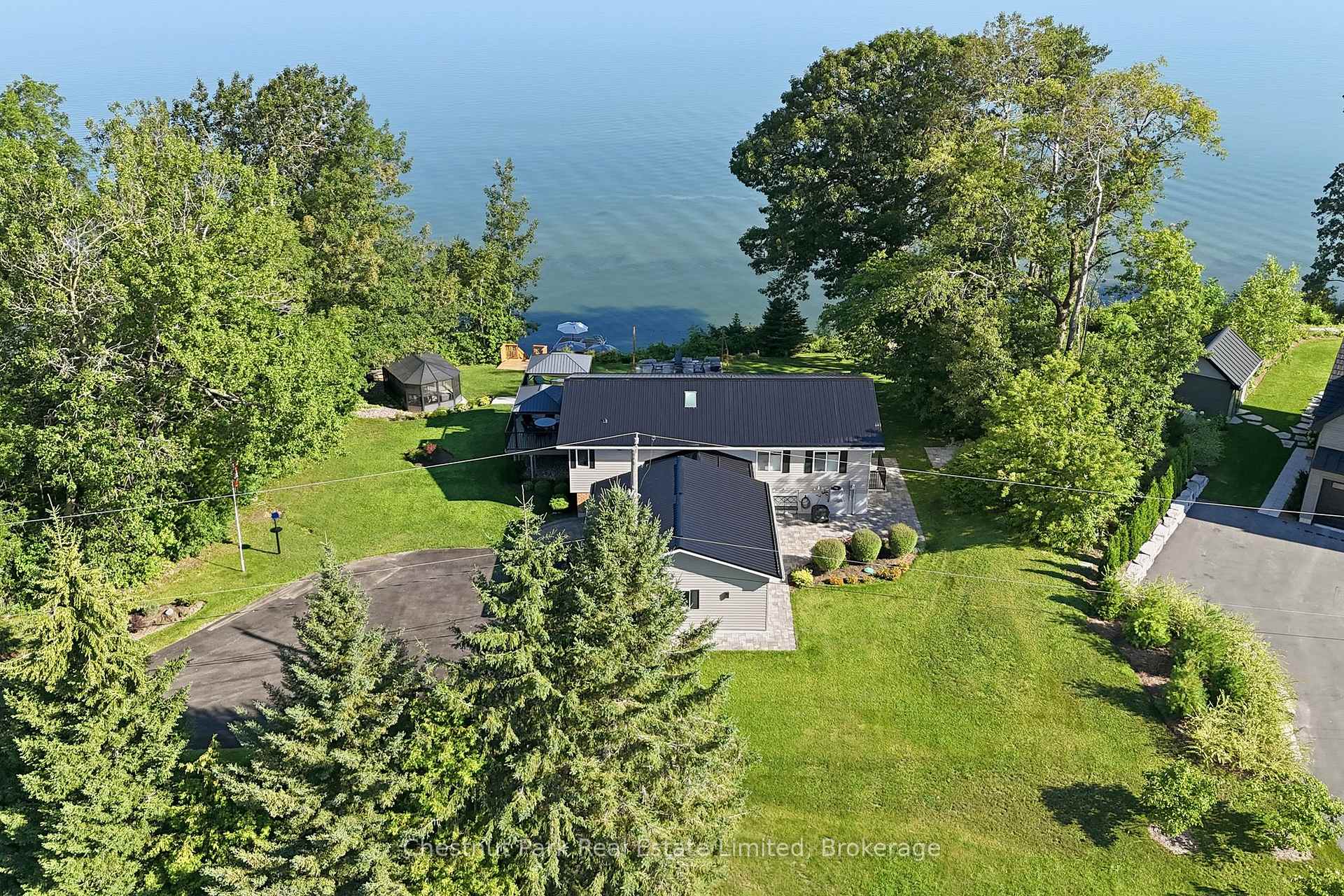 Photo 5 of 4 Trumble Lane, Prince Edward County, Hallowell — HOMEH