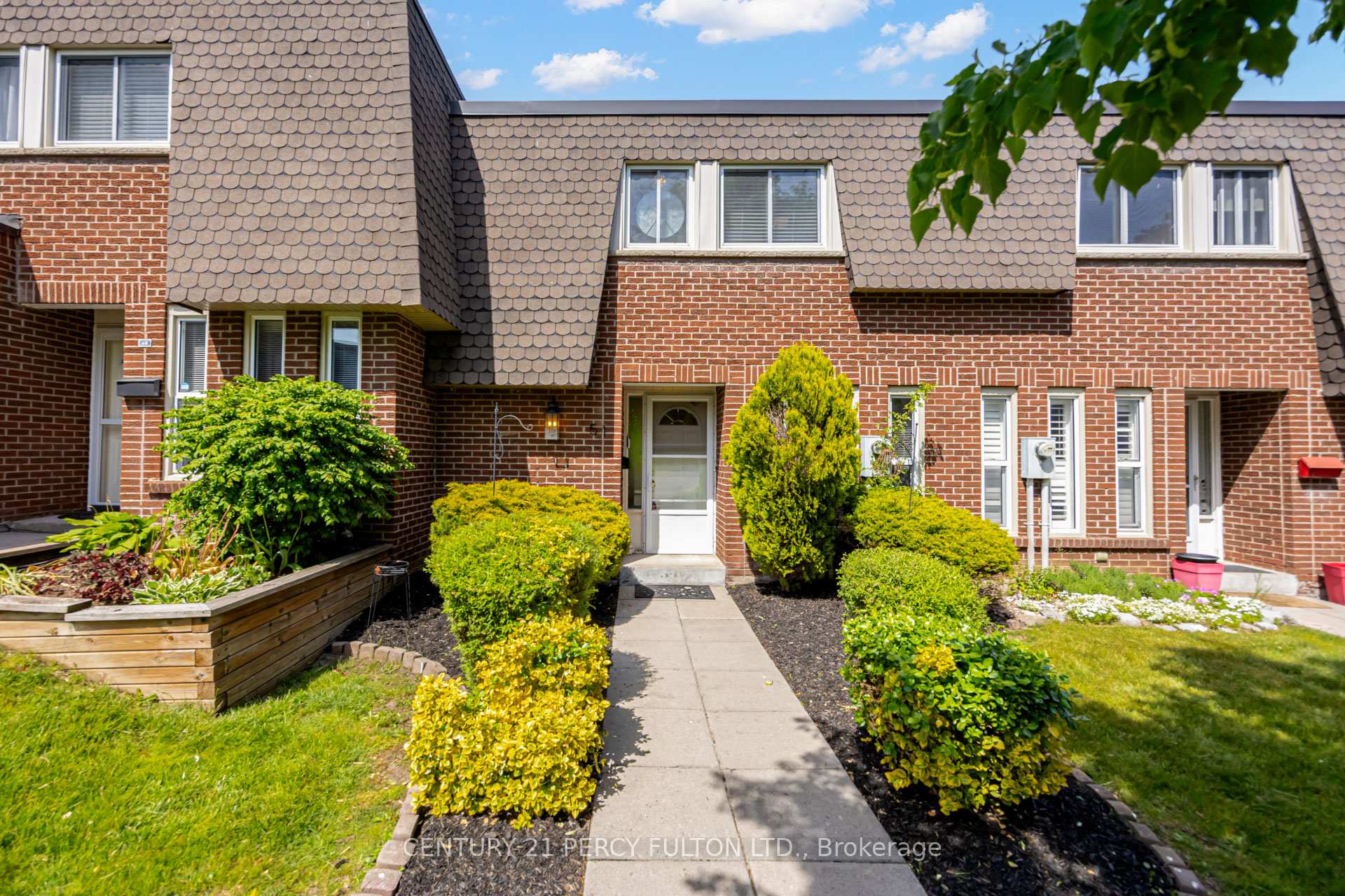 Photo 2 of Unit 58, 51 Deacon Lane, Ajax, South East — HOMEH