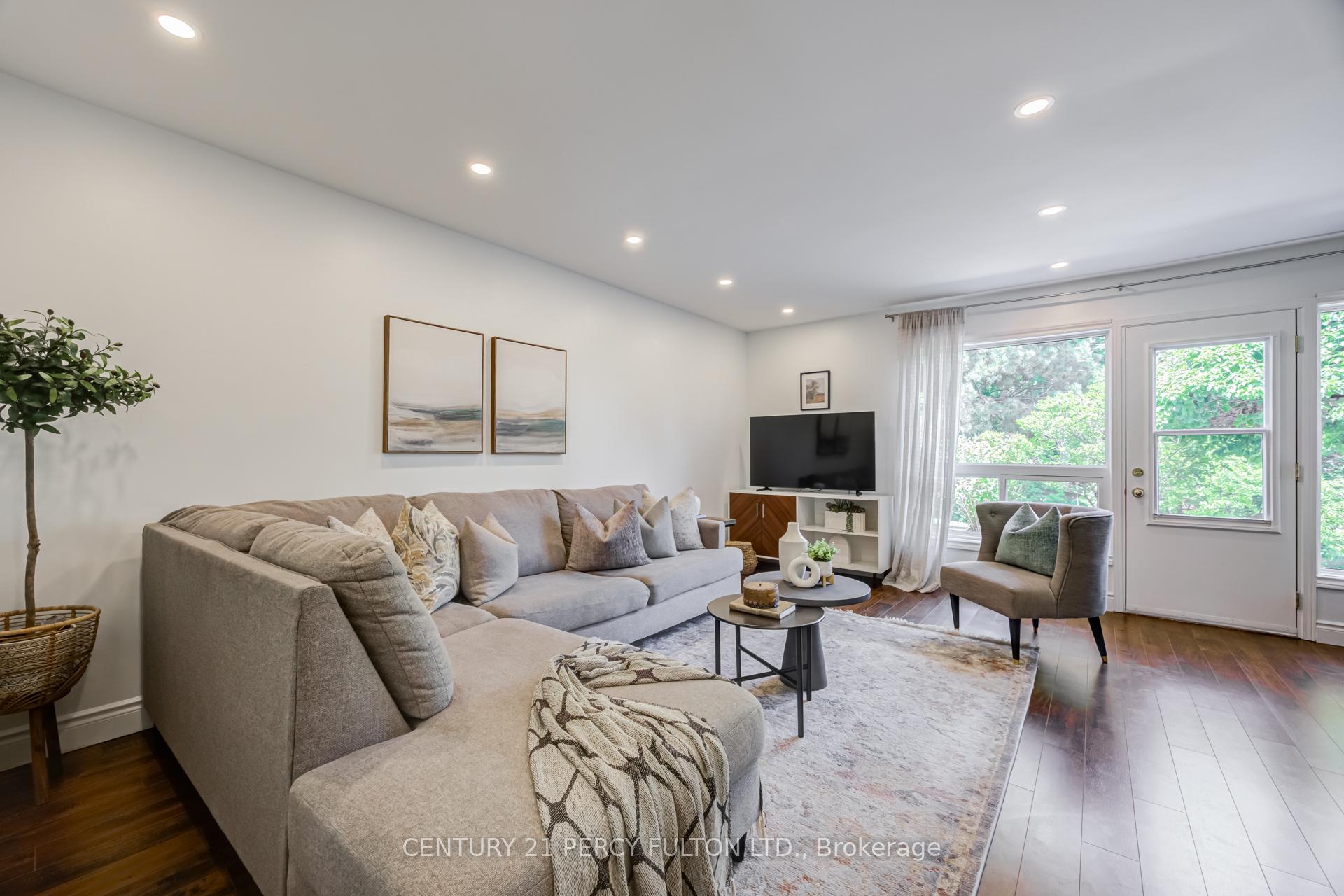 Photo 1 of Unit 58, 51 Deacon Lane, Ajax, South East — HOMEH