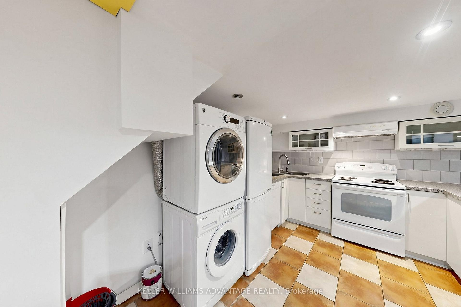 Photo 12 of Unit Basement, 4 Edgewood Avenue, Toronto, Woodbine Corridor — HOMEH