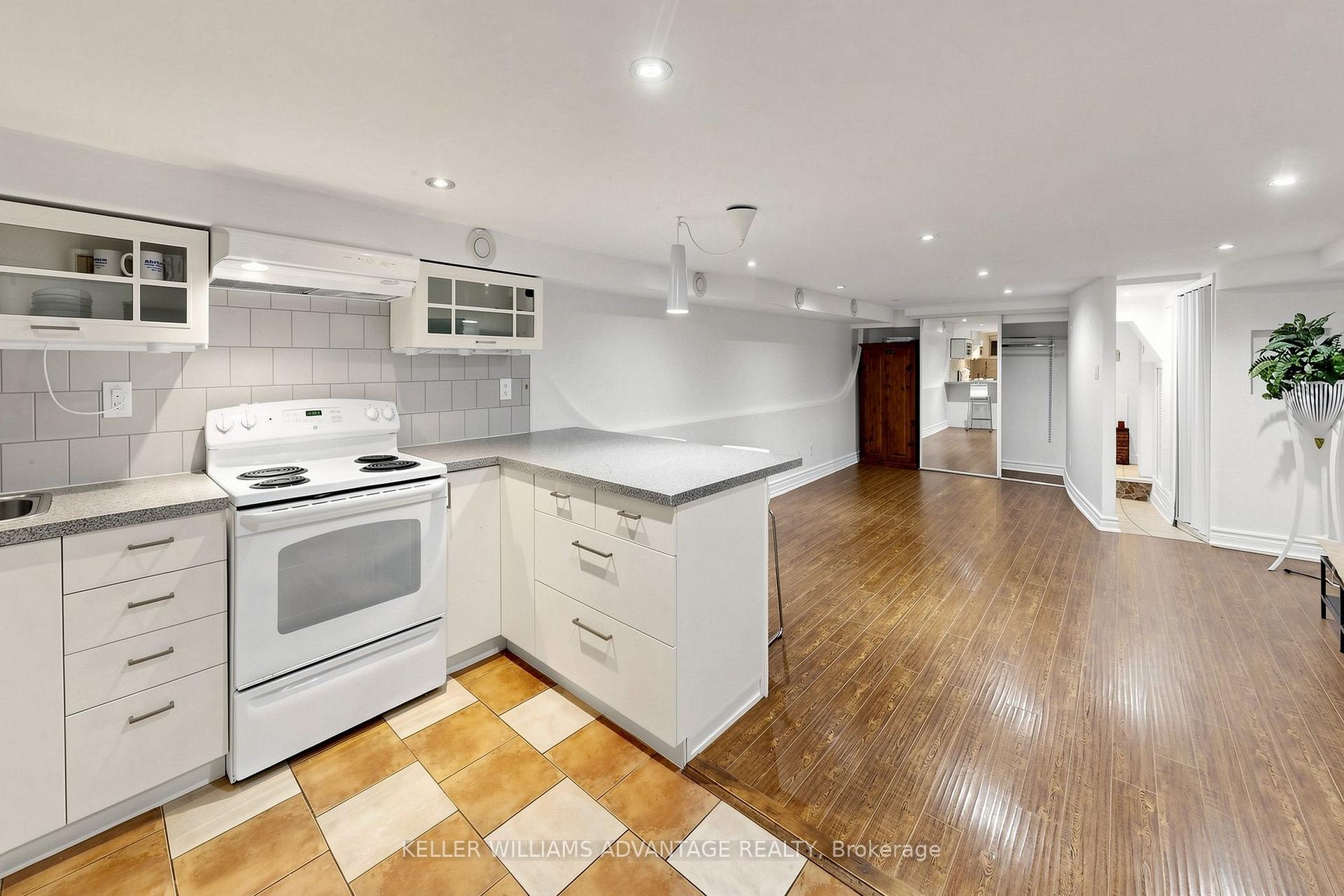 Photo 15 of Unit Basement, 4 Edgewood Avenue, Toronto, Woodbine Corridor — HOMEH