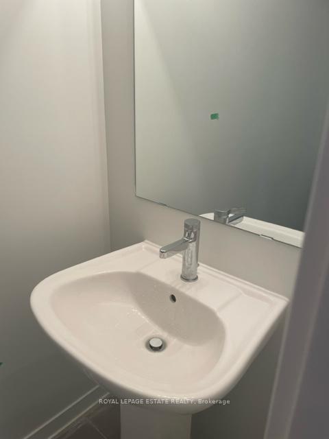 Photo 7 of Unit 8, 3409 Ridgeway Drive, Mississauga, Erin Mills — HOMEH