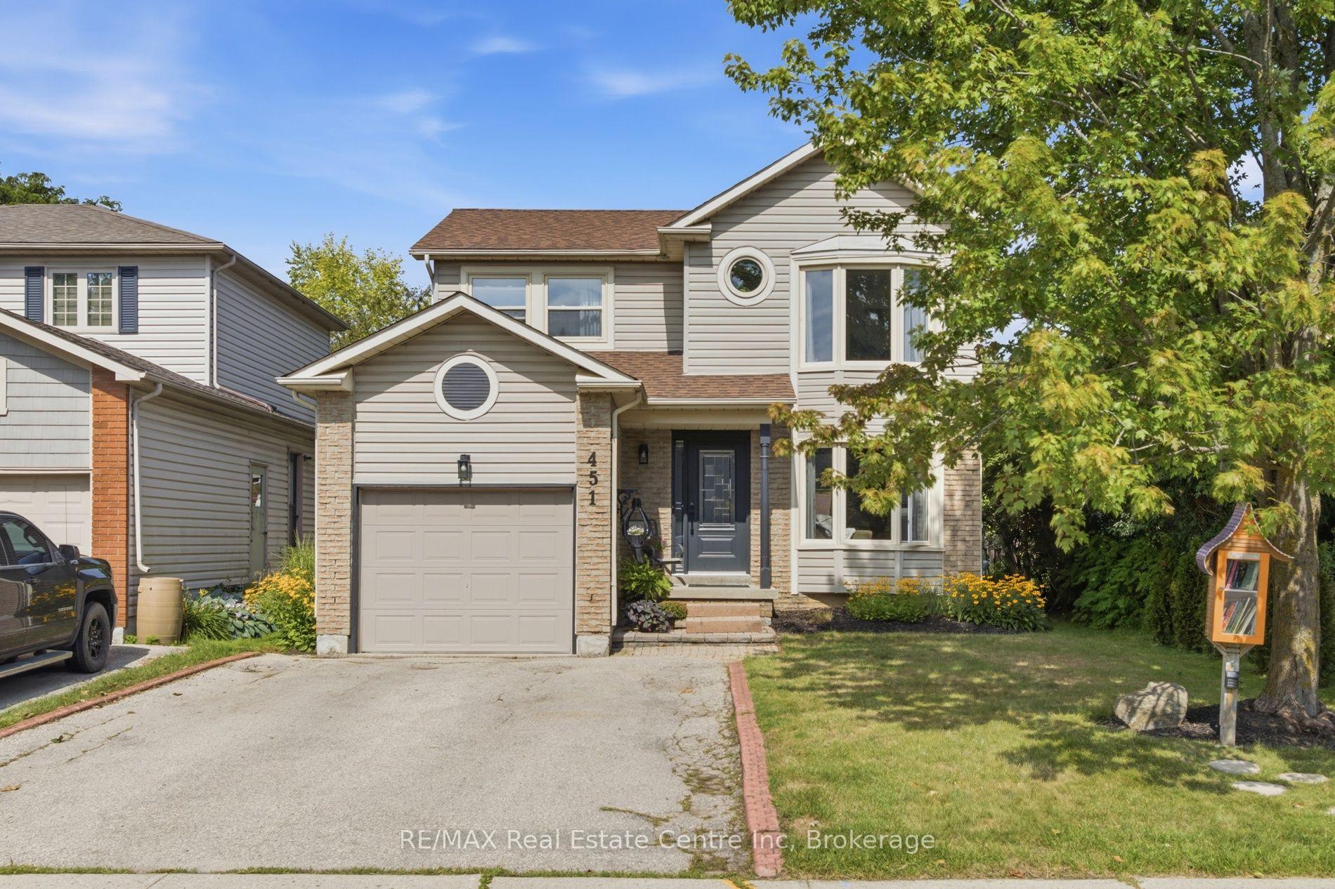 Photo 2 of 451 Black Street, Centre Wellington, Fergus — HOMEH