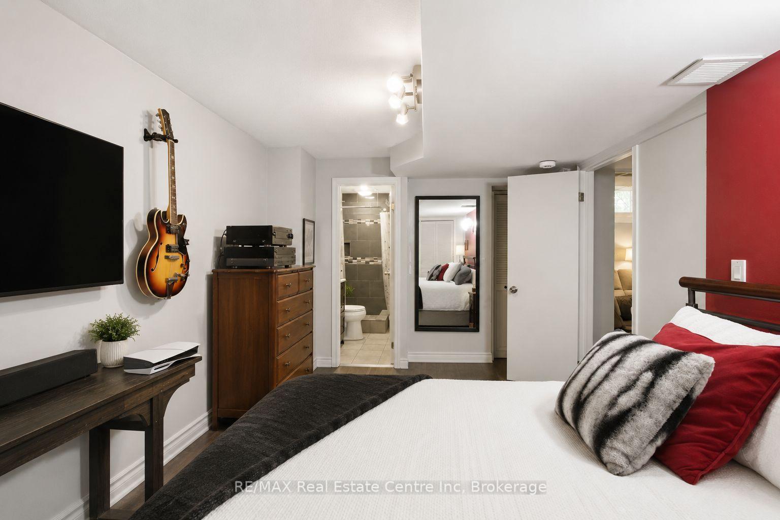 Photo 28 of 451 Black Street, Centre Wellington, Fergus — HOMEH