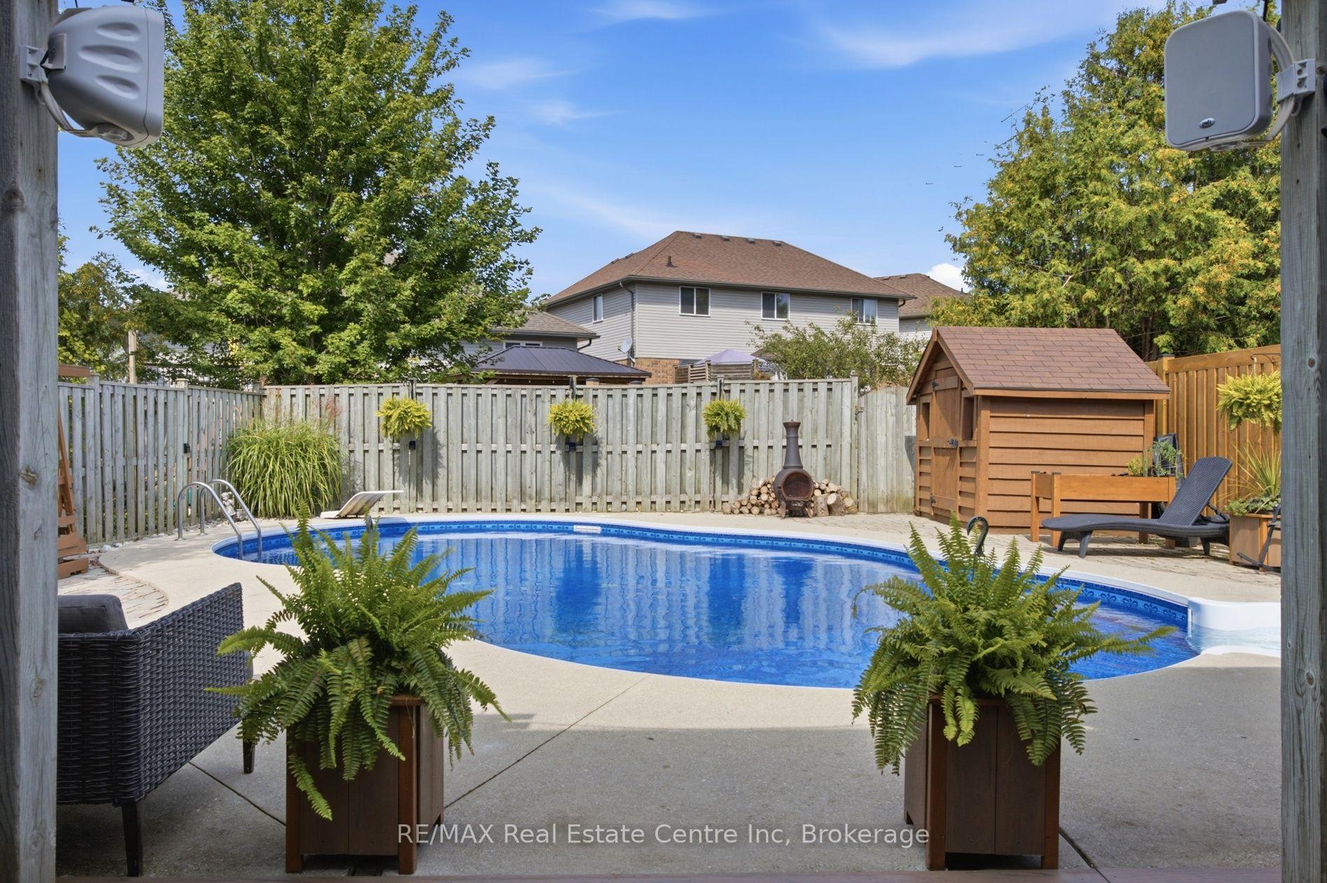 Photo 33 of 451 Black Street, Centre Wellington, Fergus — HOMEH