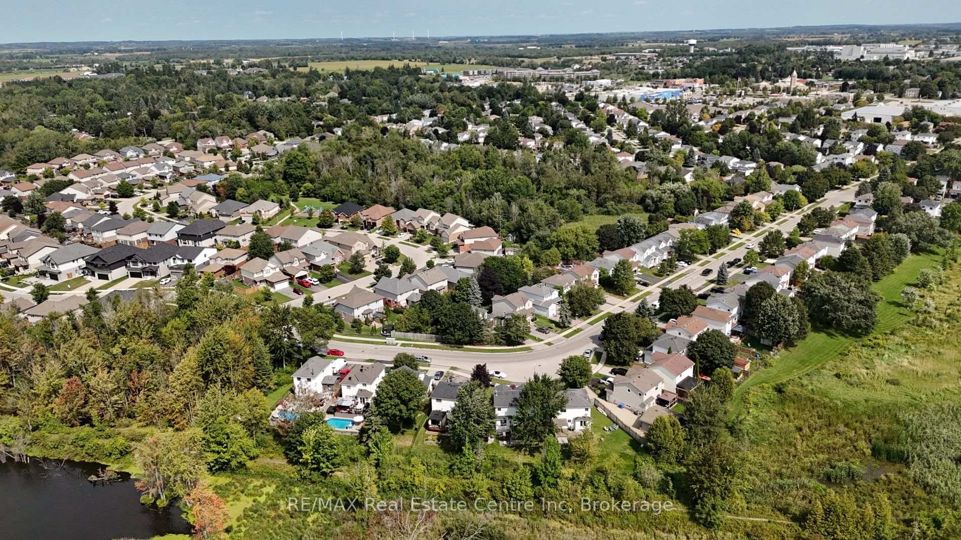Photo 36 of 451 Black Street, Centre Wellington, Fergus — HOMEH